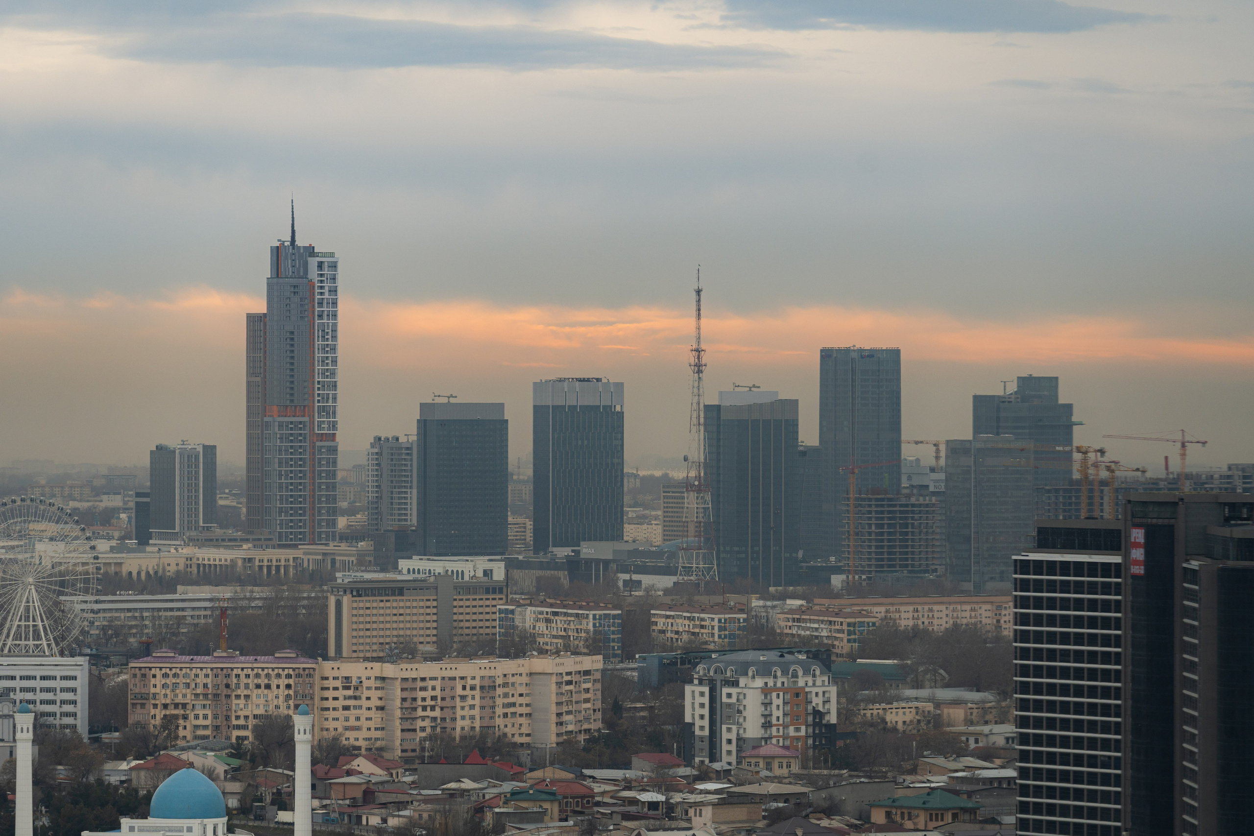 Смог в Ташкенте или Взгляд на город с высоты птичьего полета. Георгий Намазов | Фотограф в Ташкенте