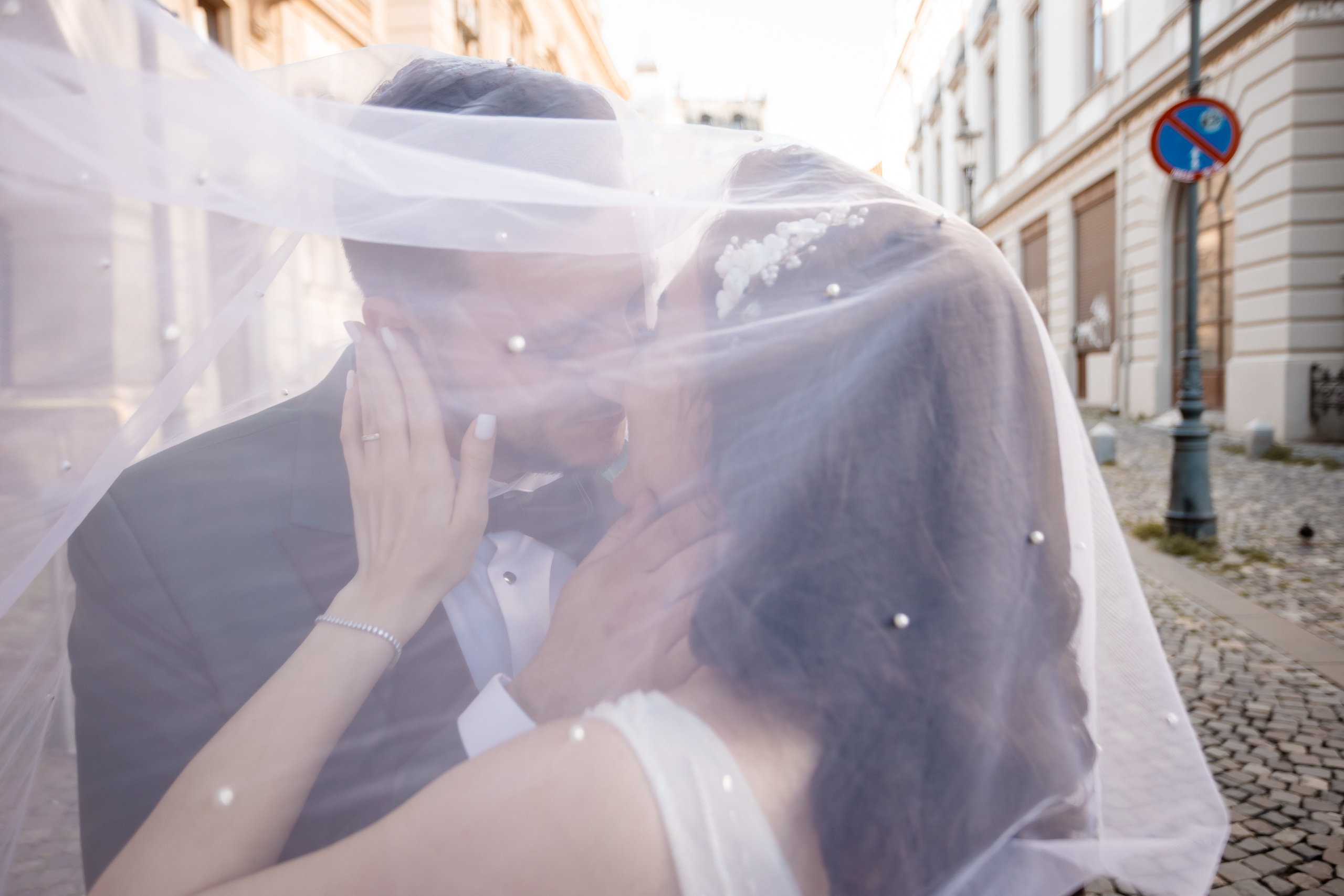 Adriana & Ionel. Home