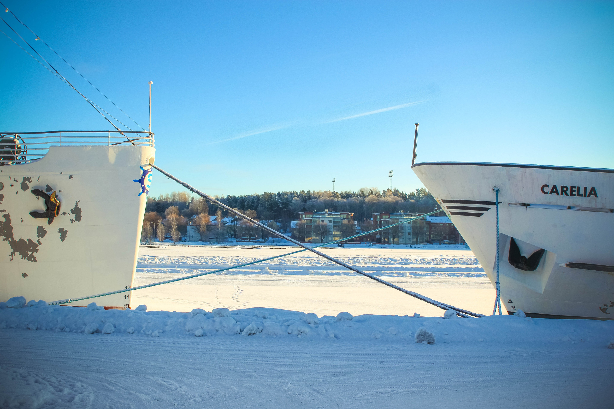 2013. Стрит-фотография, полная абсурда, идиотизма и красоты