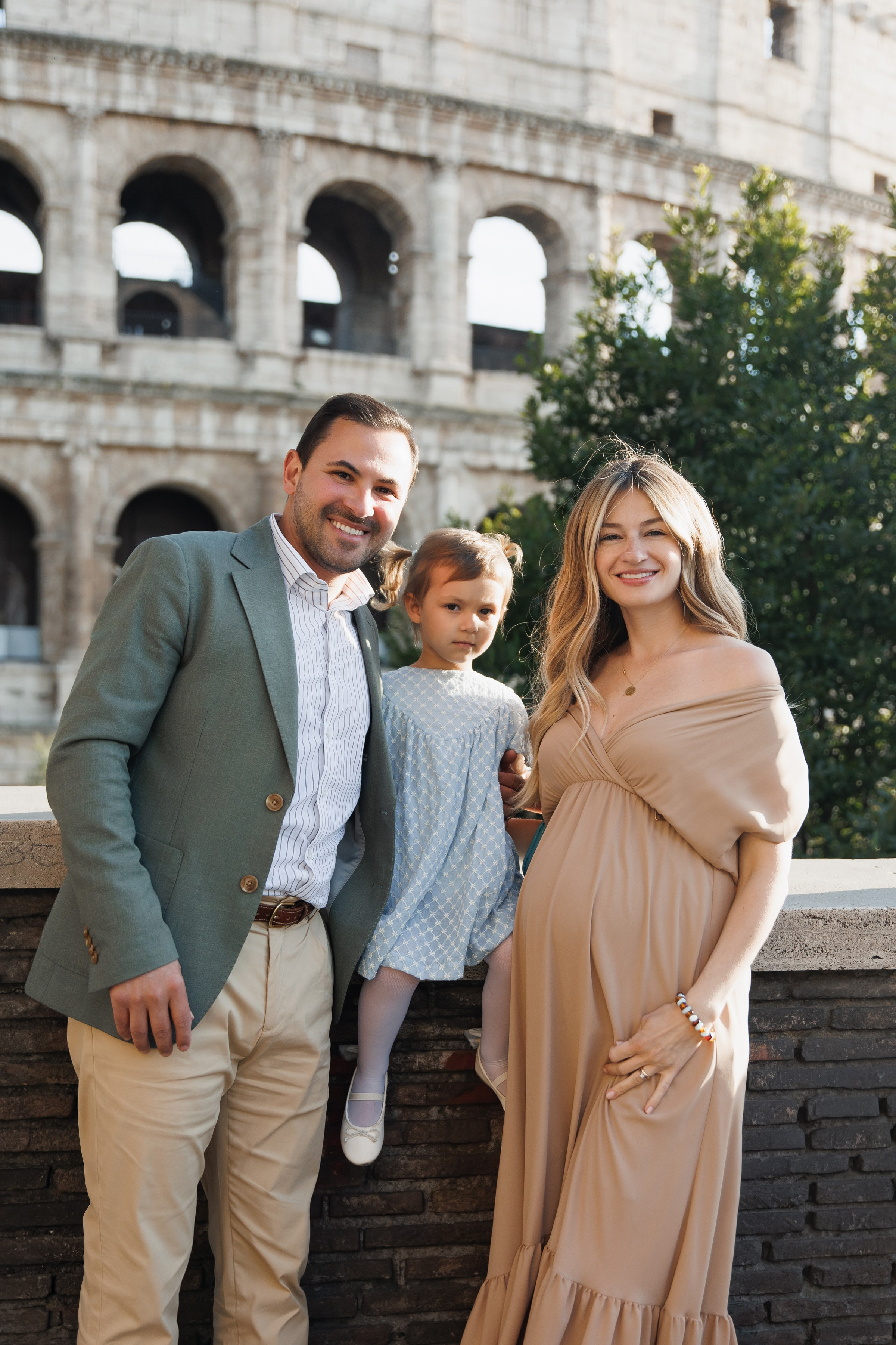 Famaly shooting in Rome. Wedding Photographer Rome Tuscany Como Sicily Puglia Amalfy Italy- Oksana Savenchuk