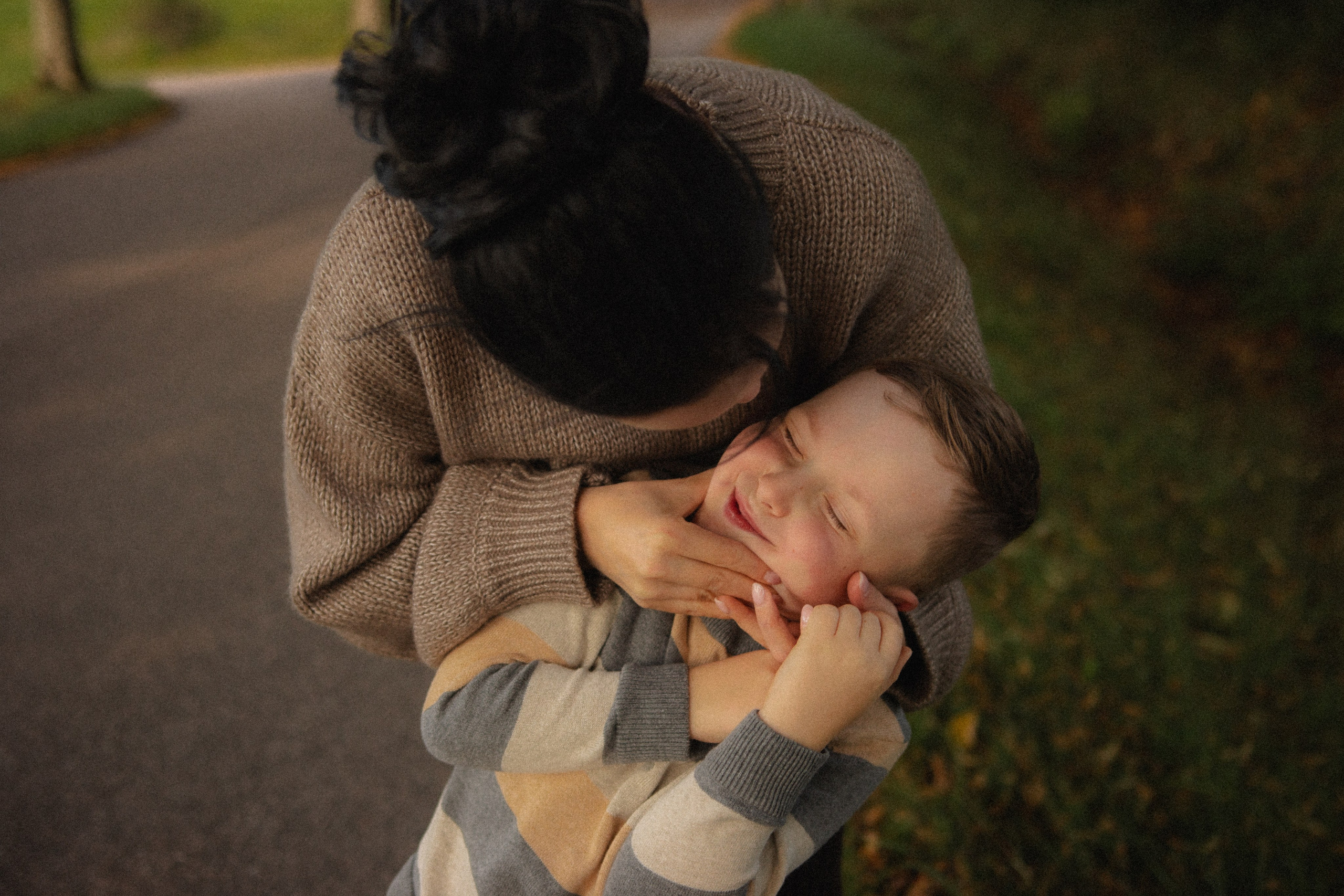 Mother and son’s story. Photographer in Gothenburg Aleksandra Stroganova