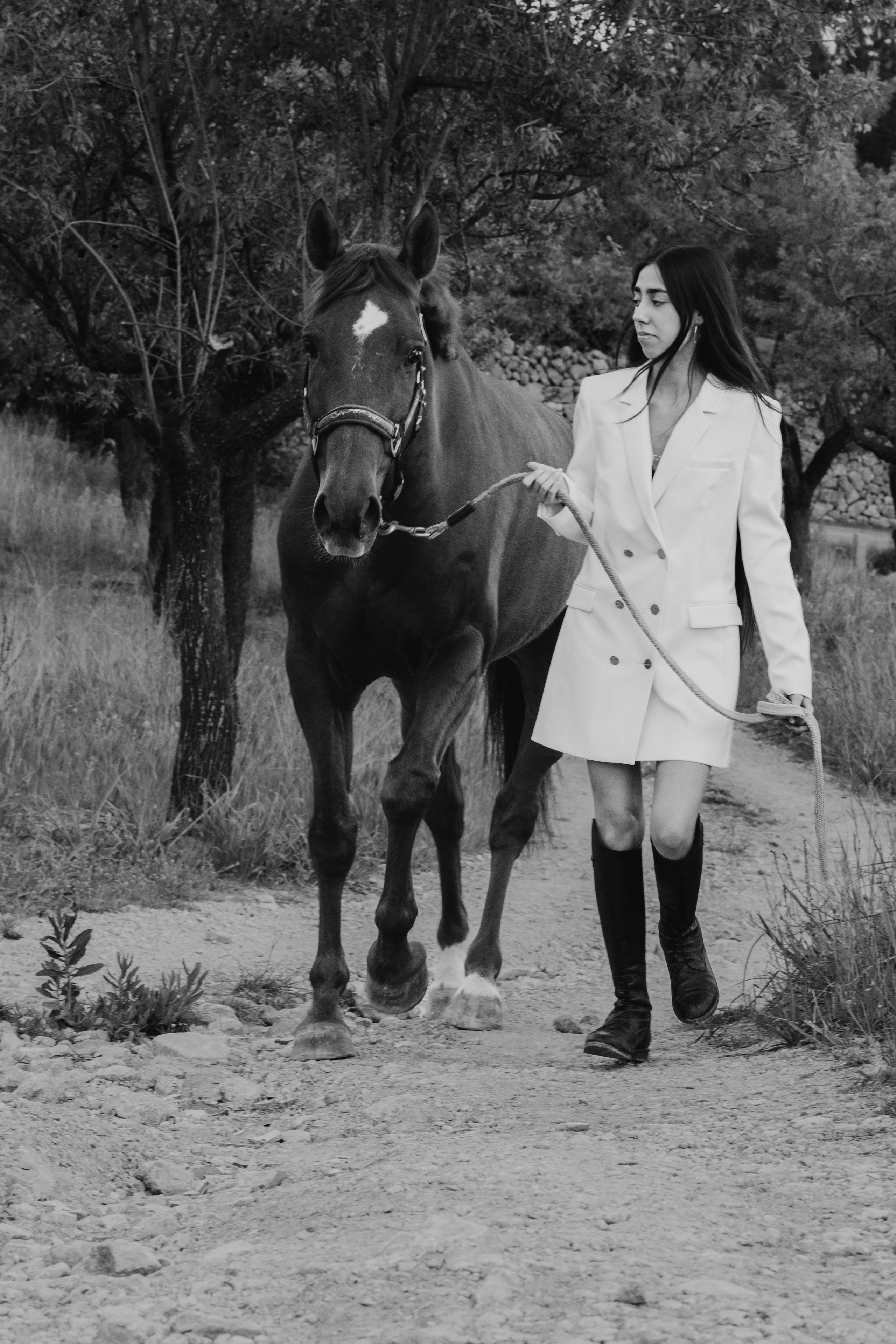 Maria. Portrait photographer in Europe. Aurora Balear in Balearic Islands, woman portrait photographer. Work in Spain