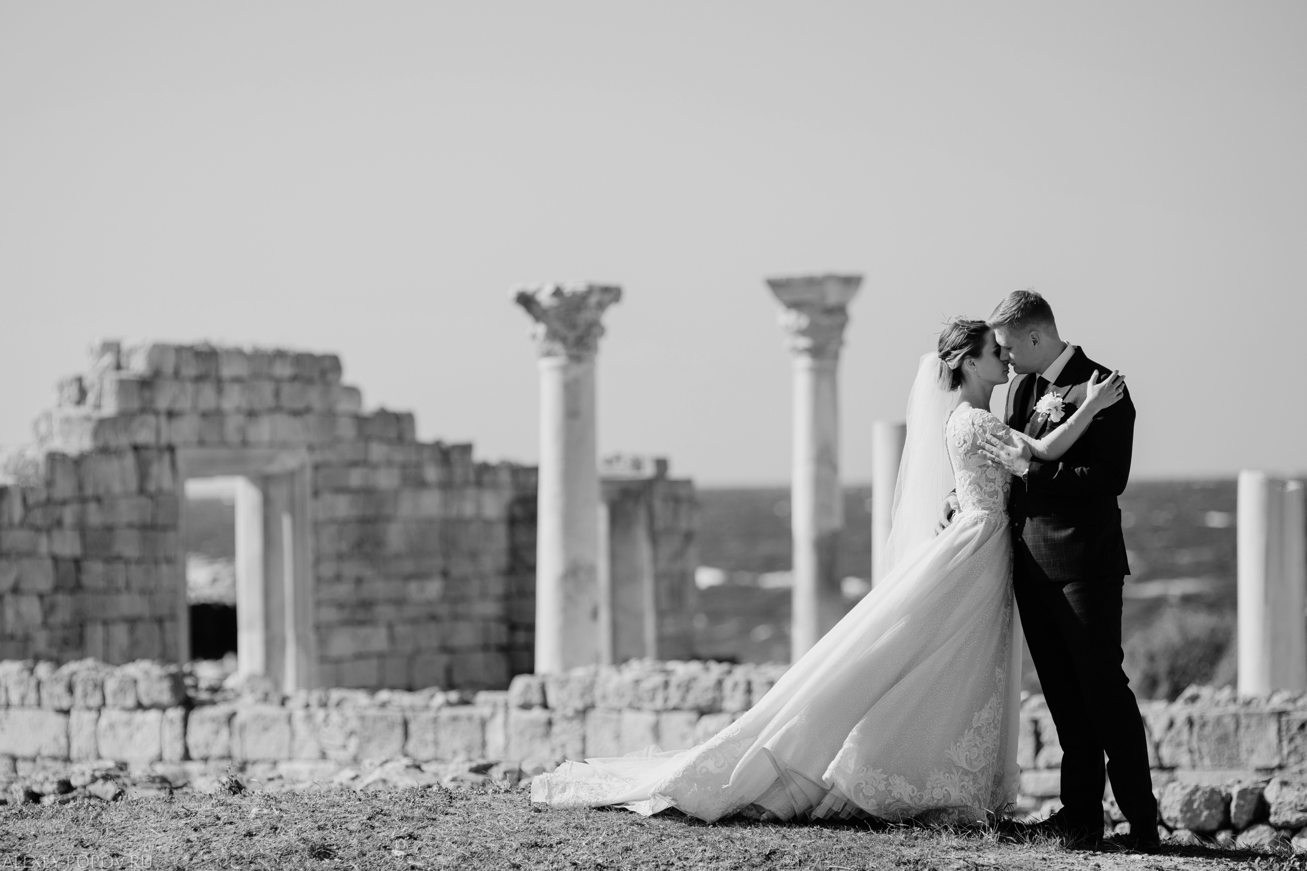 Свадебная фотосессия. Херсонес, Севастополь. Свадебный и семейный фотограф Алексей Попов. Штутгарт, Германия