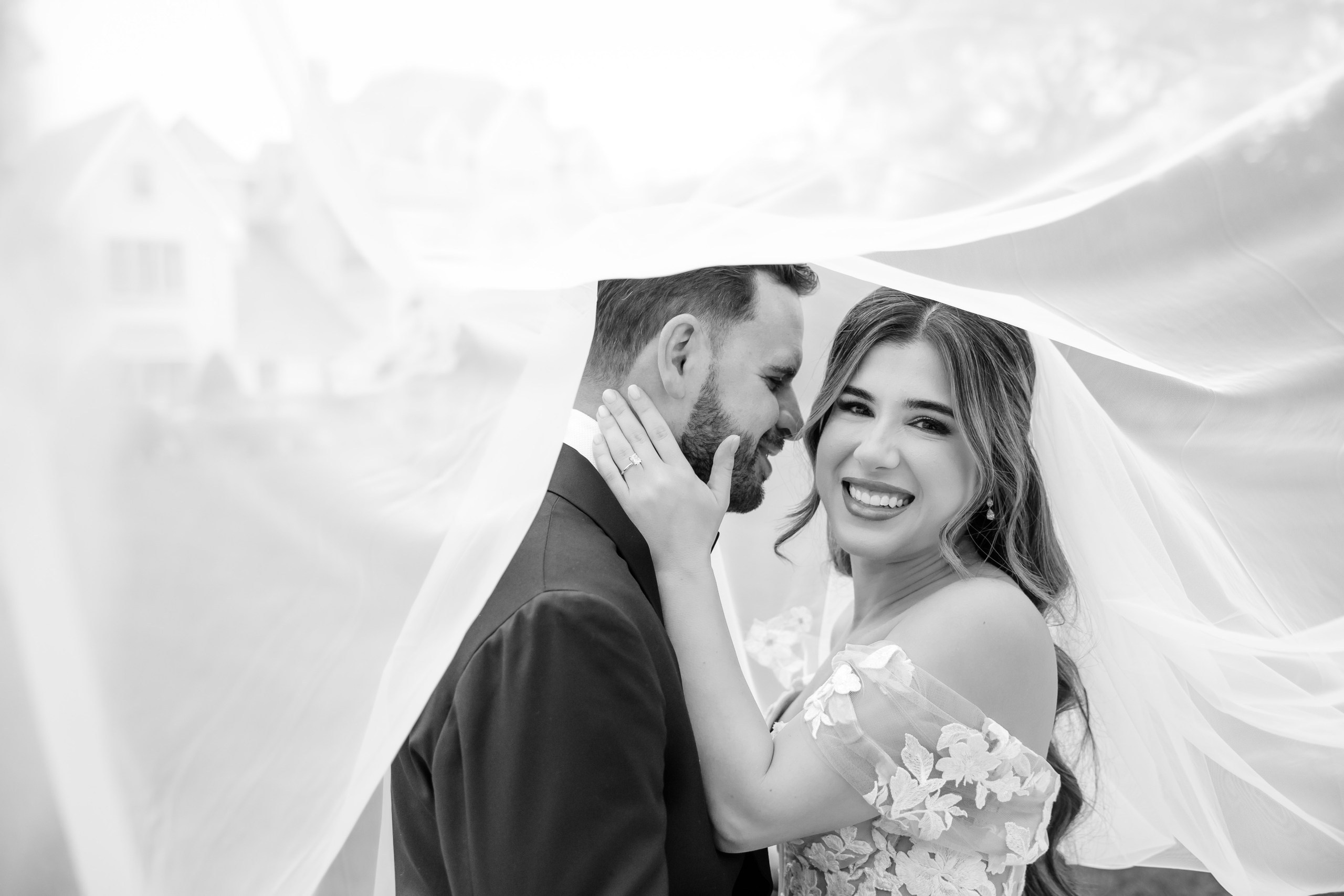 Arianeh & Michael, Park Chateau. Wedding Photo & Video