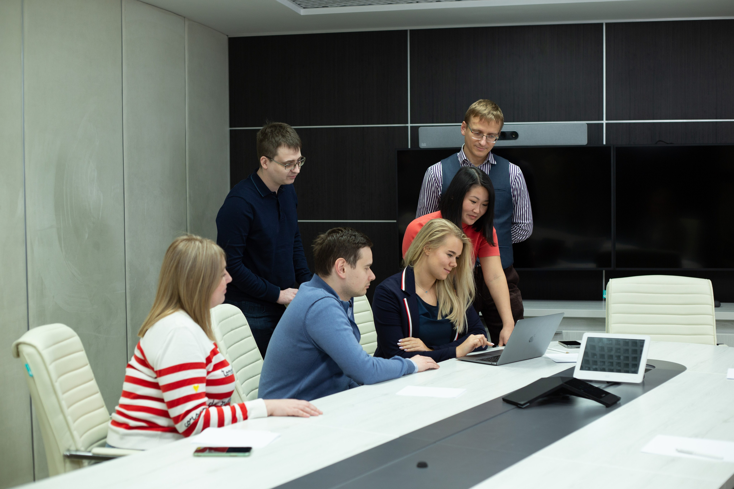 МИГ МЕДИЦИНСКАЯ ИНВЕСТИЦИОННАЯ ГРУППА. Фотостудия рекламной, коммерческой съемки в Улан-Удэ