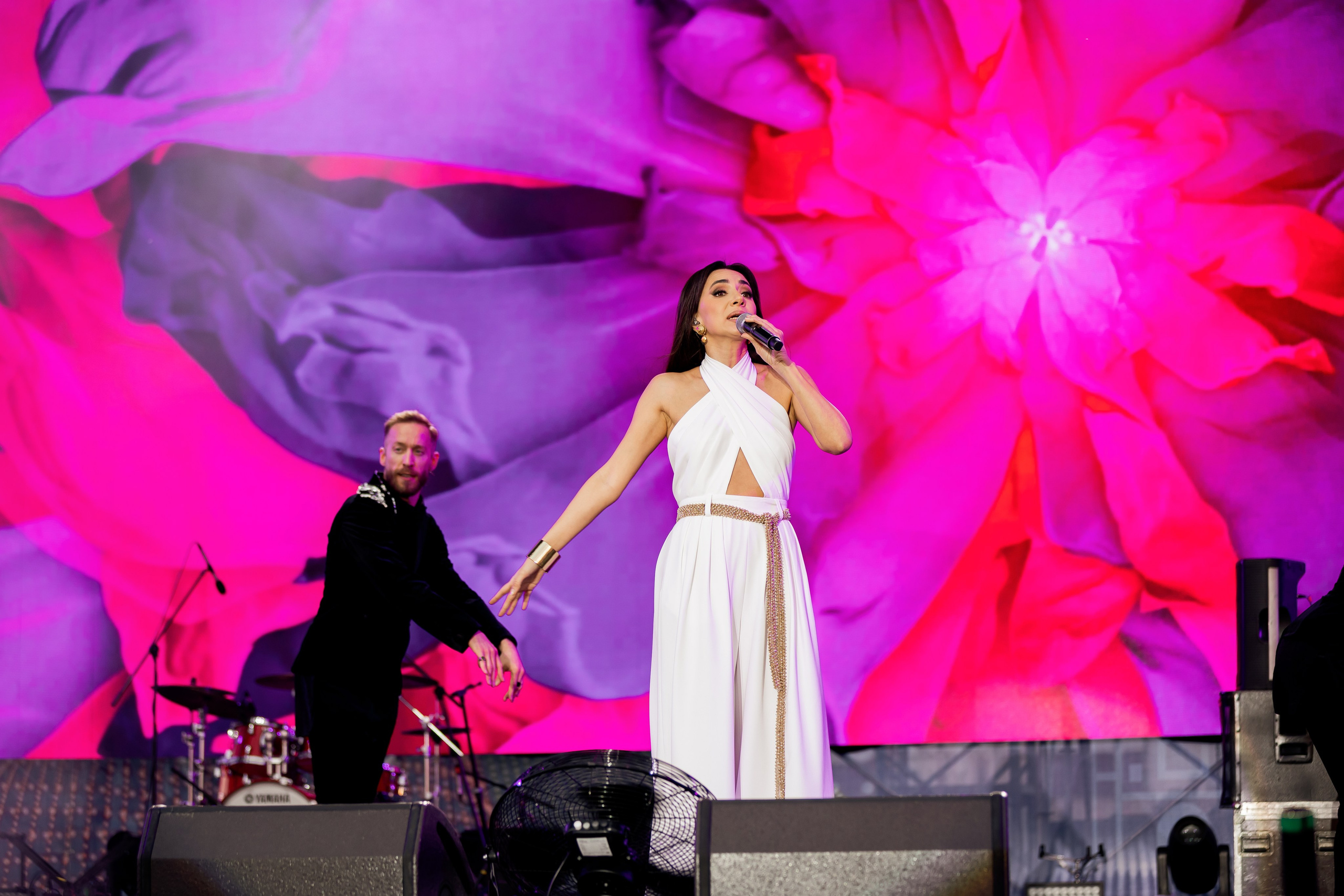 Corporate headshot photographer Irina Ermak New Yorc (NYC). Irina Ermak wedding photographer in New York