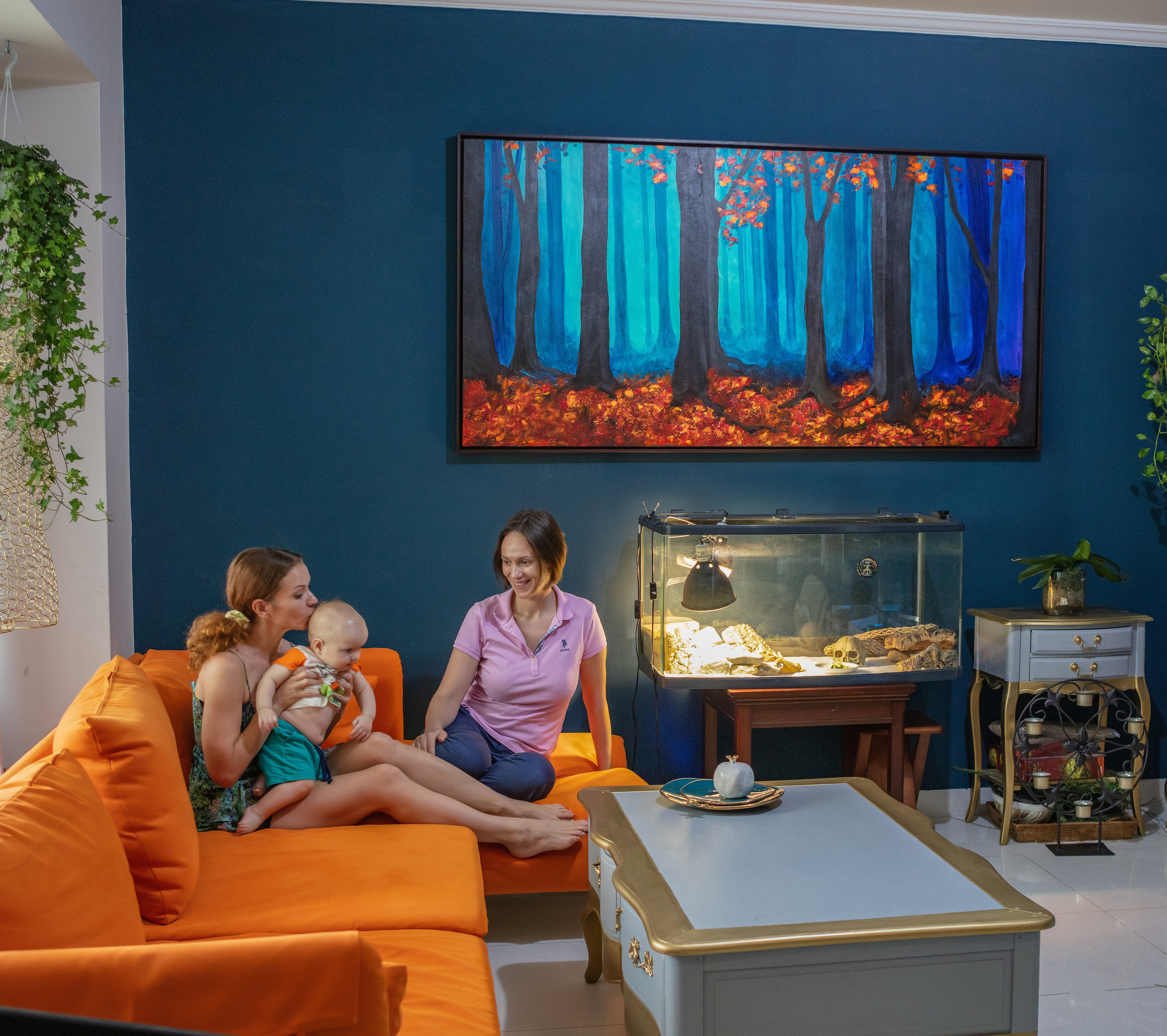 Created to order different artworks. Professional Artist, teacher of art, Artistic Photographer In Dubai (U