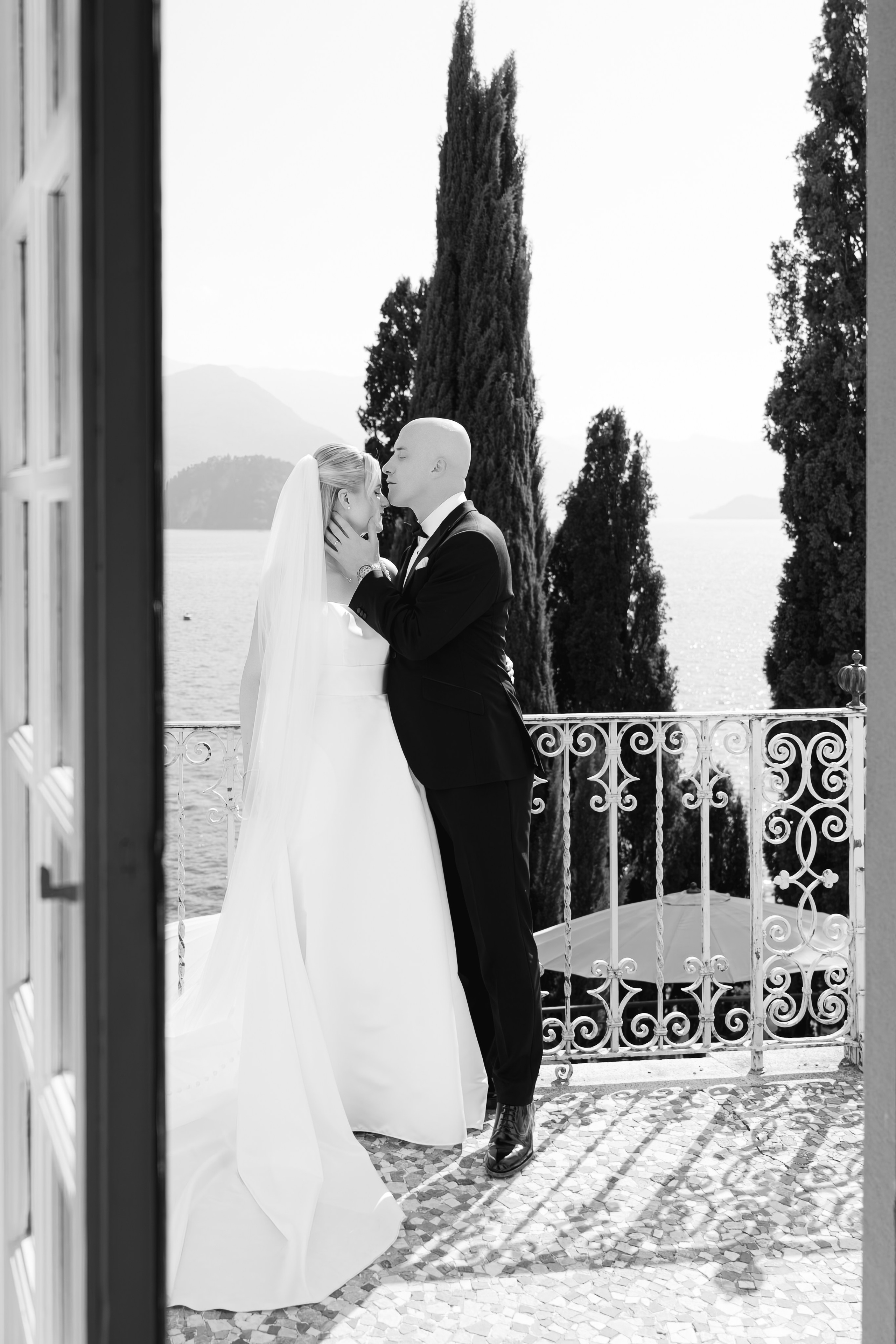 SIMONA AND SERDJIO_VILLA CIPRESSI_LAKE COMO. PHOTOGRAPHER IN ITALY