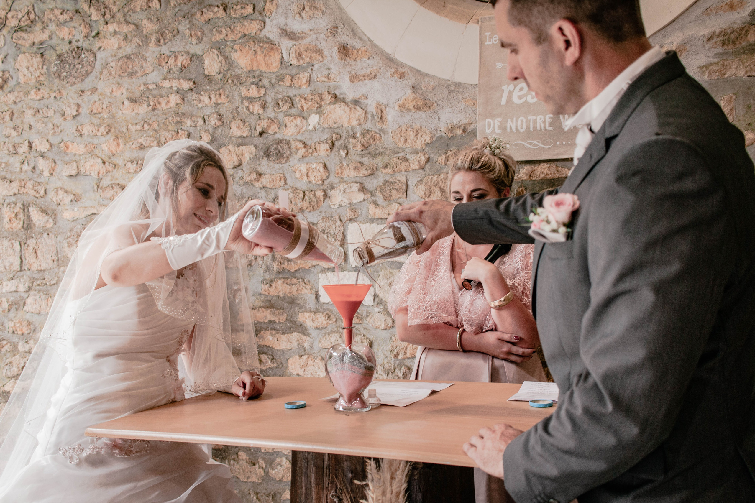 Mallorie & Nicolas | Reportage de mariage. Studio photo « Partage ton bonheur » – Photographe famille près de Châtellerault, Poitiers et Tours