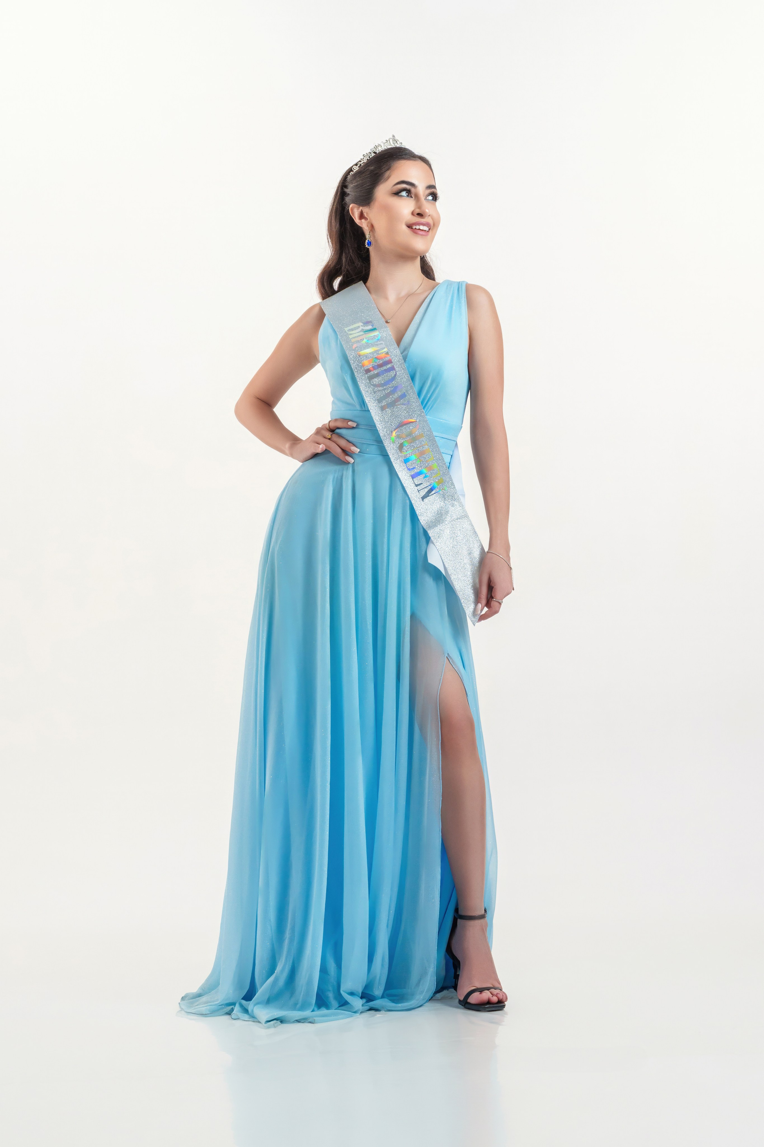 Kamila M. Nifty photography — коммерческий и портретный фотограф в Ташкенте. Студийная и выездная съёмка