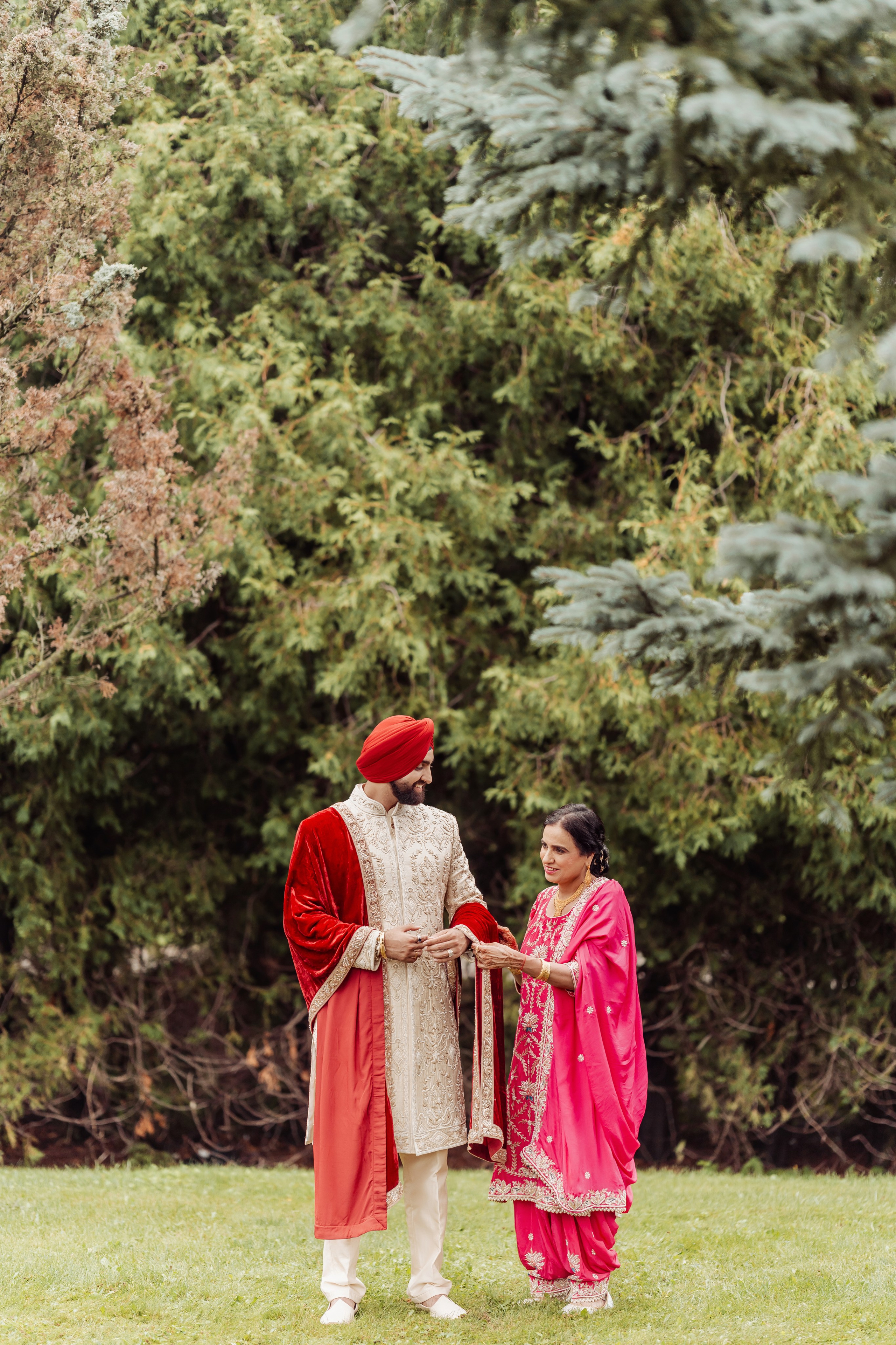 CJ & Jasmine. Wedding Photographer & Cinematographer studios