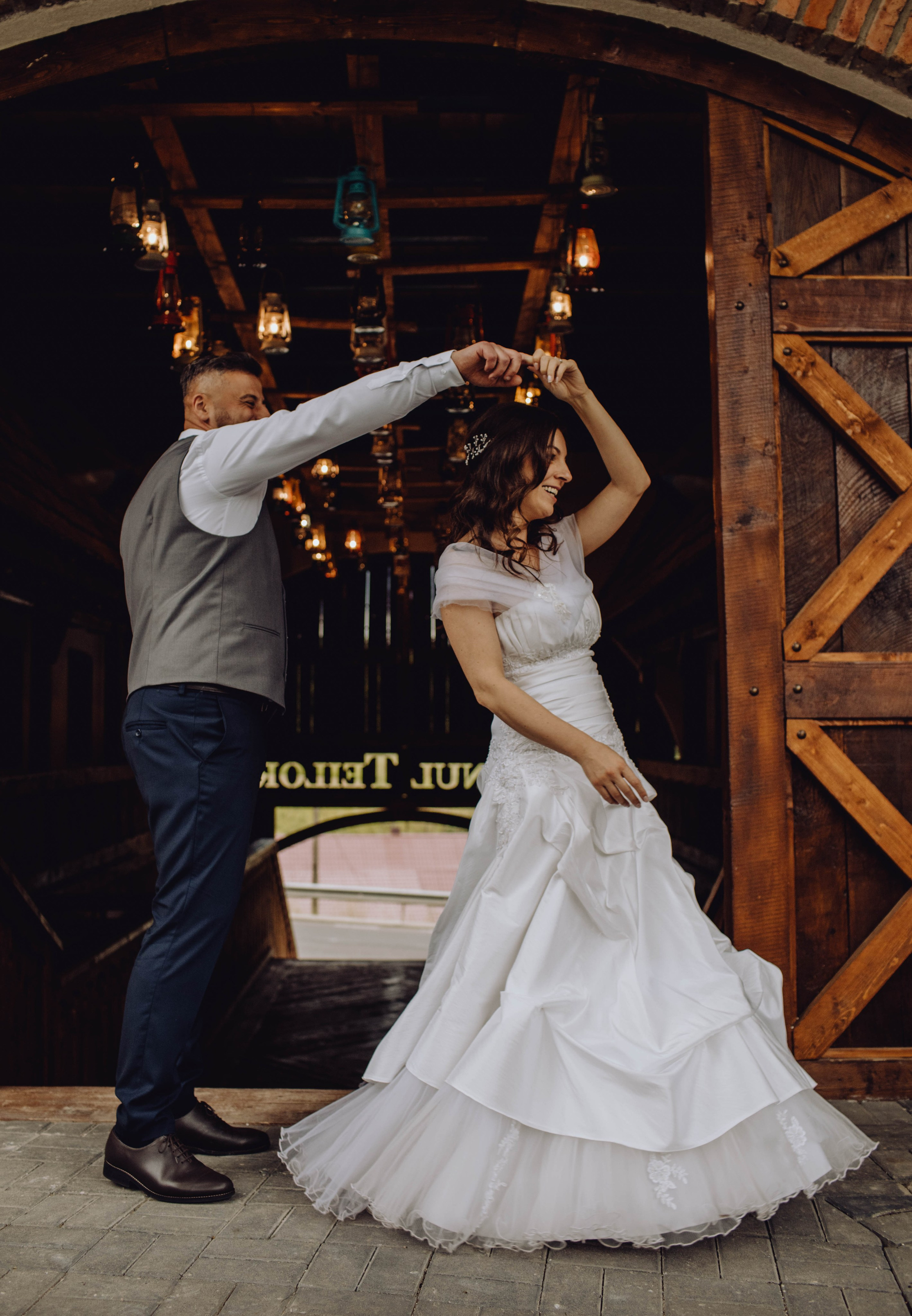 Adi & Cristina. Wedding & couple photographer from Romania Rut Vetan