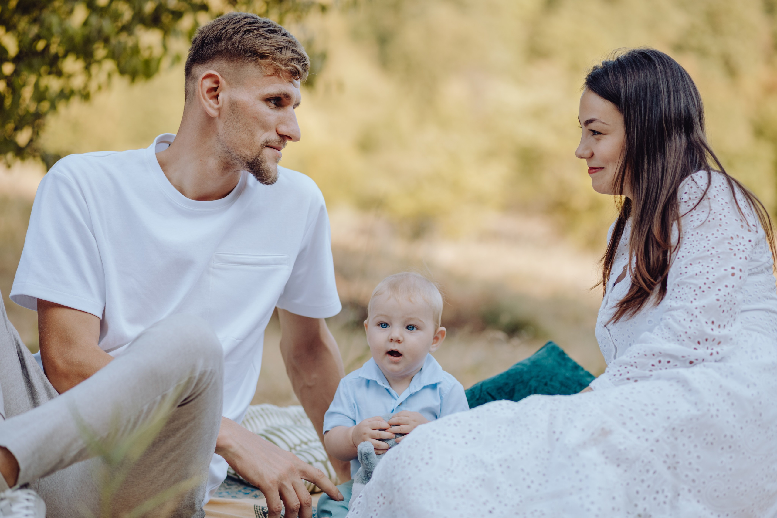 Beni & Adina. Wedding & couple photographer from Romania Rut Vetan