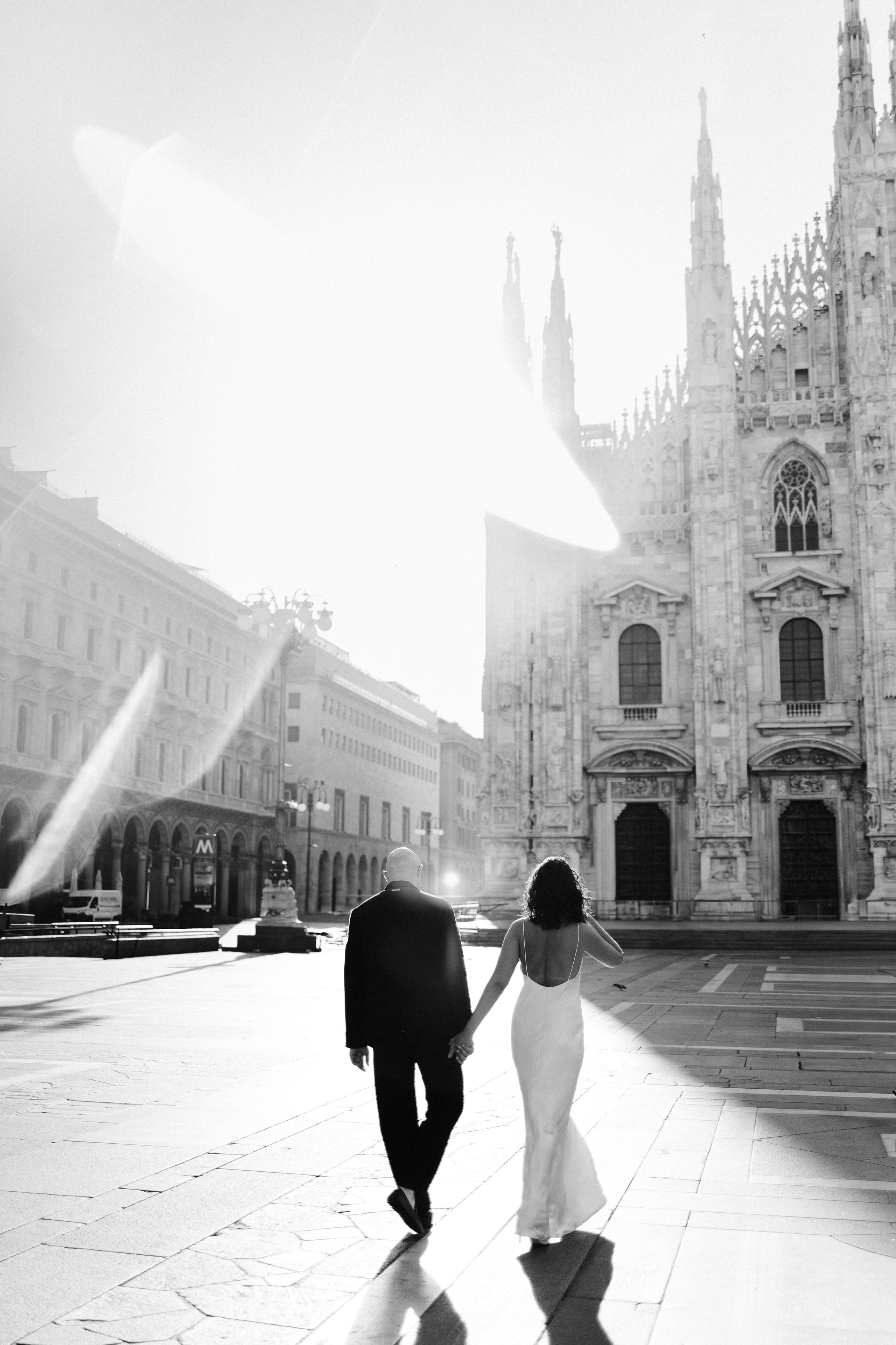 Couple photoshoot at Duomo di Milano