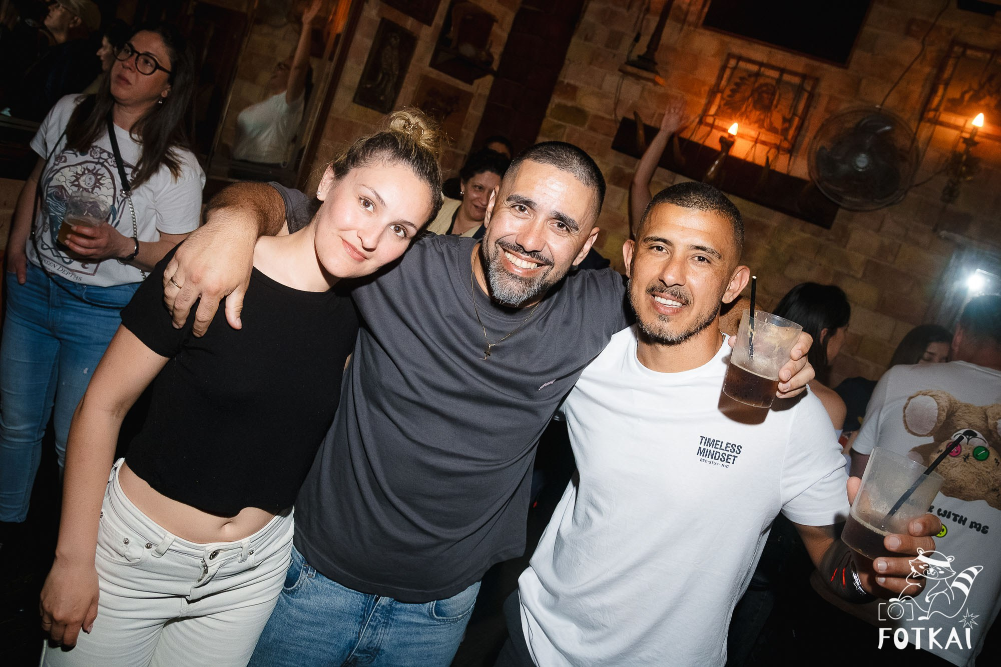 Los Ekilibristas de la Cuerda Floja — Фото с концерта в Торревьехе, 2026 | FOTKAI