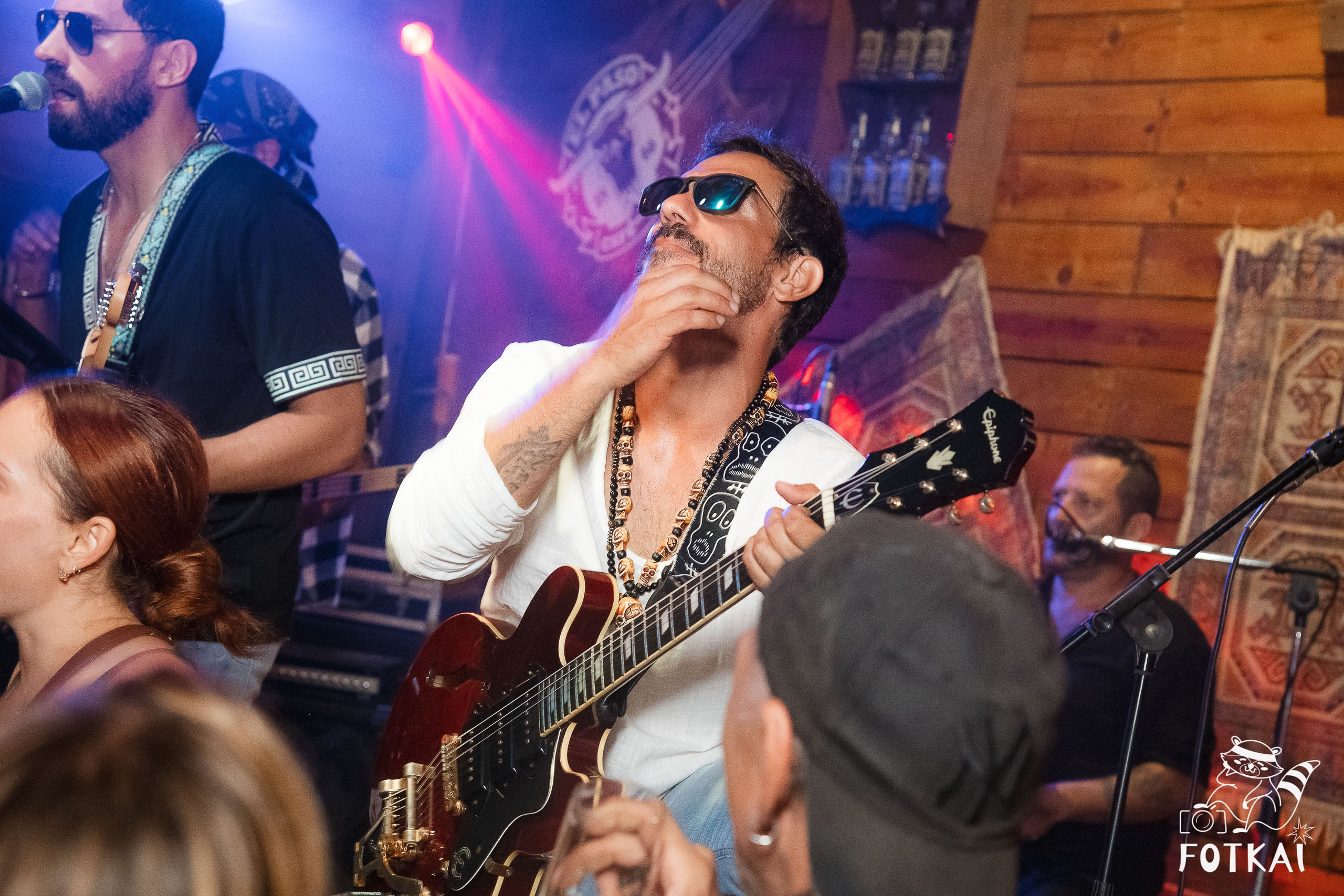 Stones of the Coast en El Paso Rock Bar Torrevieja: Reportaje fotográfico 20.09.25 | FOTKAI