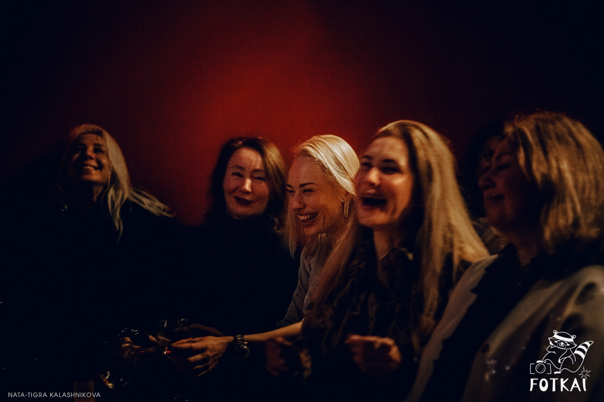 Eduard Matsaberidze en Madrid 14 de febrero 2026 — fotos del show de stand-up | FOTKAI