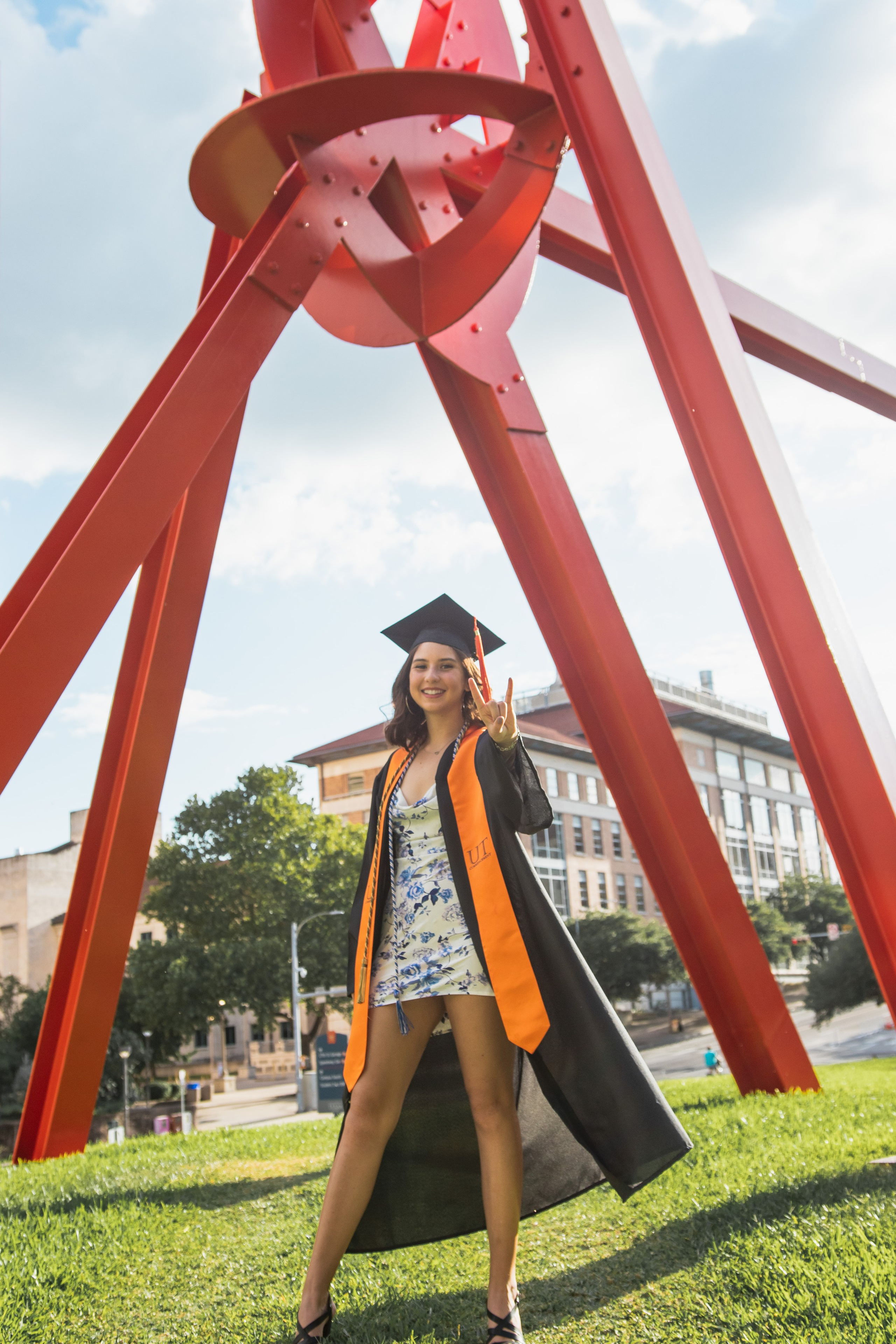 Group senior photoshoot at the University of Texas Austin