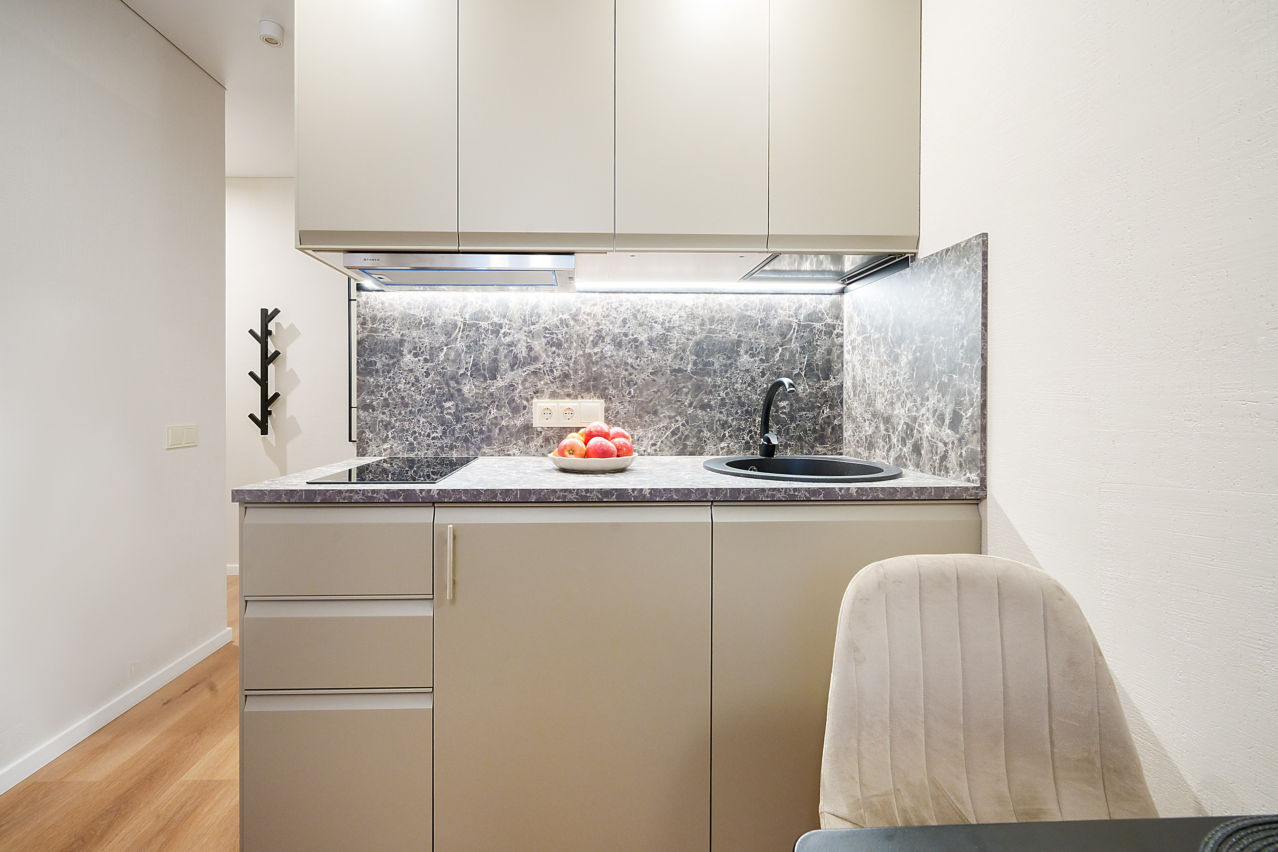 Birželio g. 9. Elina Sapiega fotografė Vilniuje