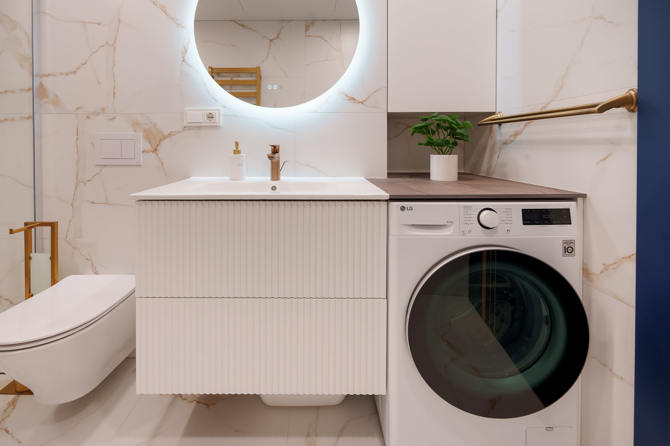 Маžvydo g. 30. Elina Sapiega fotografė Vilniuje