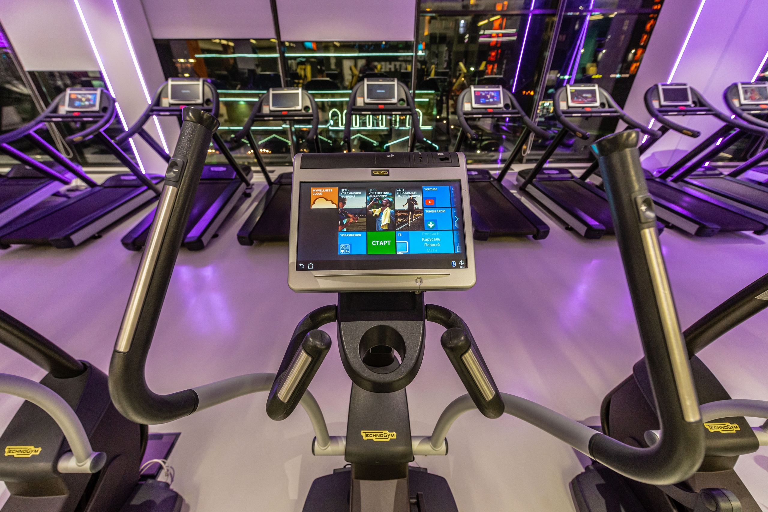 Фитнес-клуб DDX Fitness в Мытищи. ФОТОГРАФ МЕКСИКА КИНТАНА-РОО