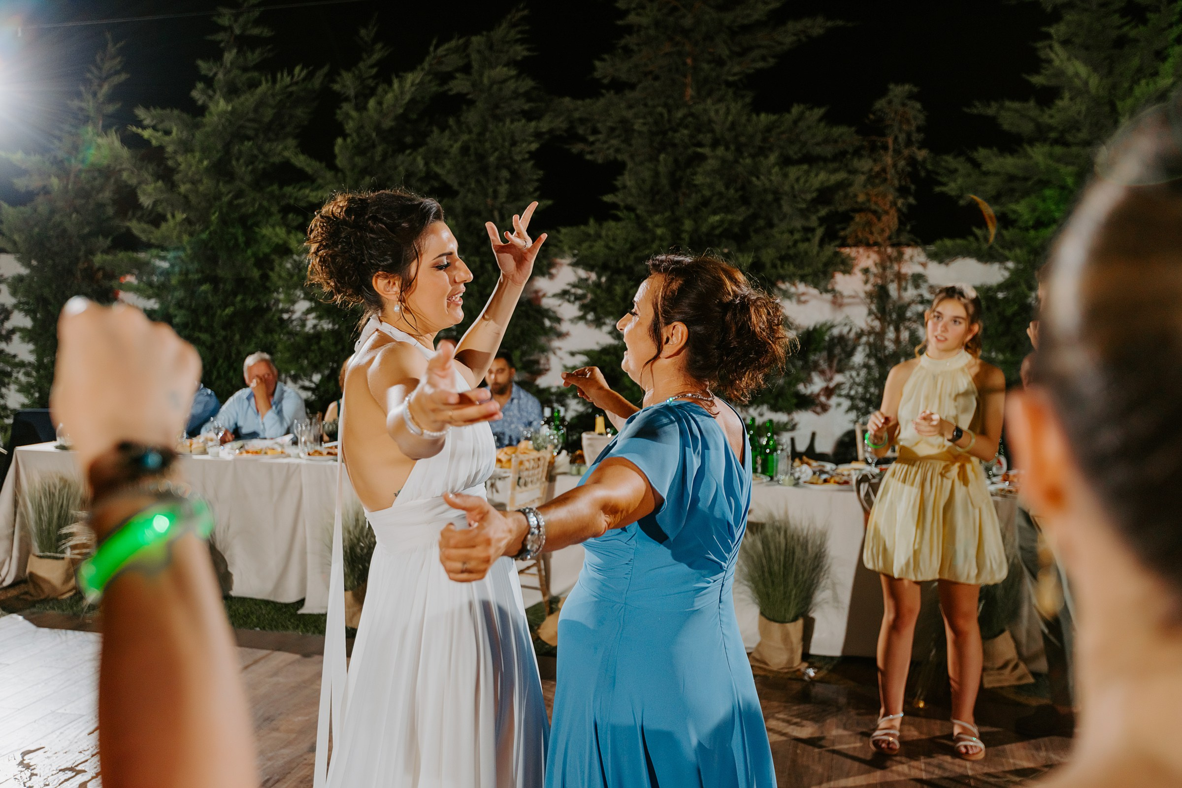 Valeria & Nikos. Φωτογράφος και βιντεογράφος γάμου