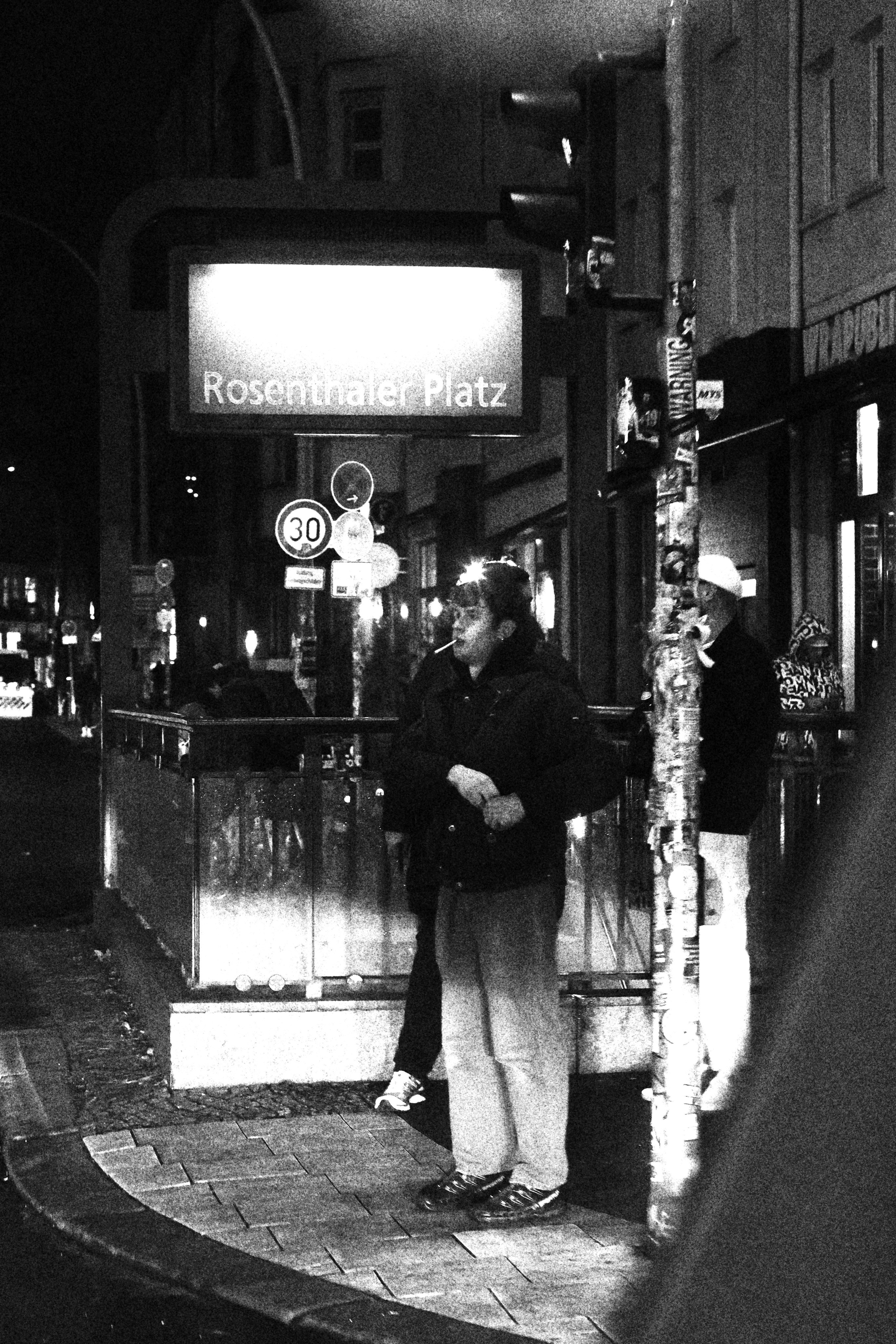 Berliner Mischung (Schwarz-Weiß). BNW Around Photography