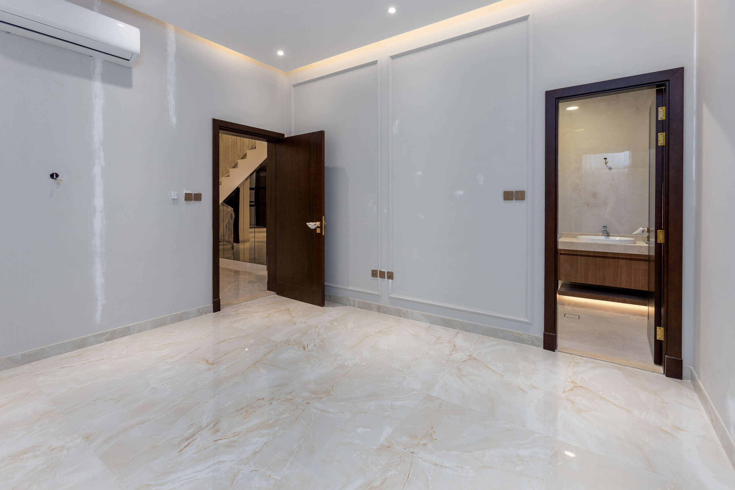 Ned Al Shiba Villa. Samy Mar Boy │Portrait, Automotive and Real Estate Photographer