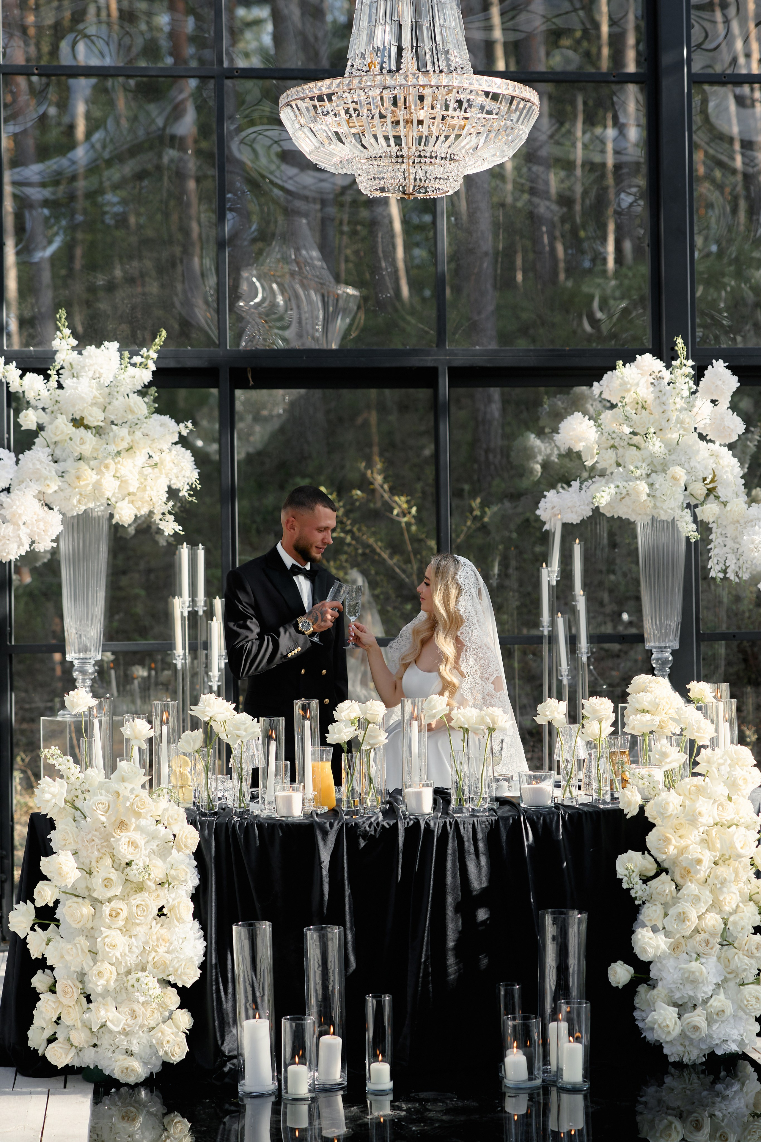 Natalia & Roman. Dworek przy lesie. Fotograf ślubny i rodzinny w Krakowie Yana Klymova
