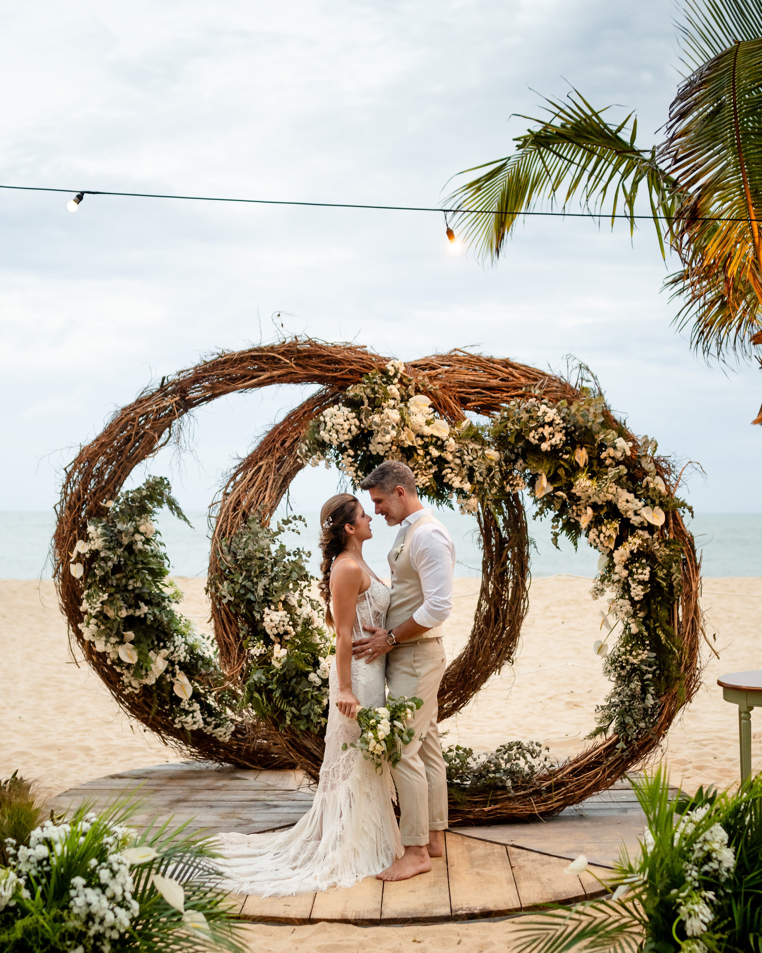 Thaís & Ivo | Trancoso-BA. Fotógrafo de casamentos e gestantes