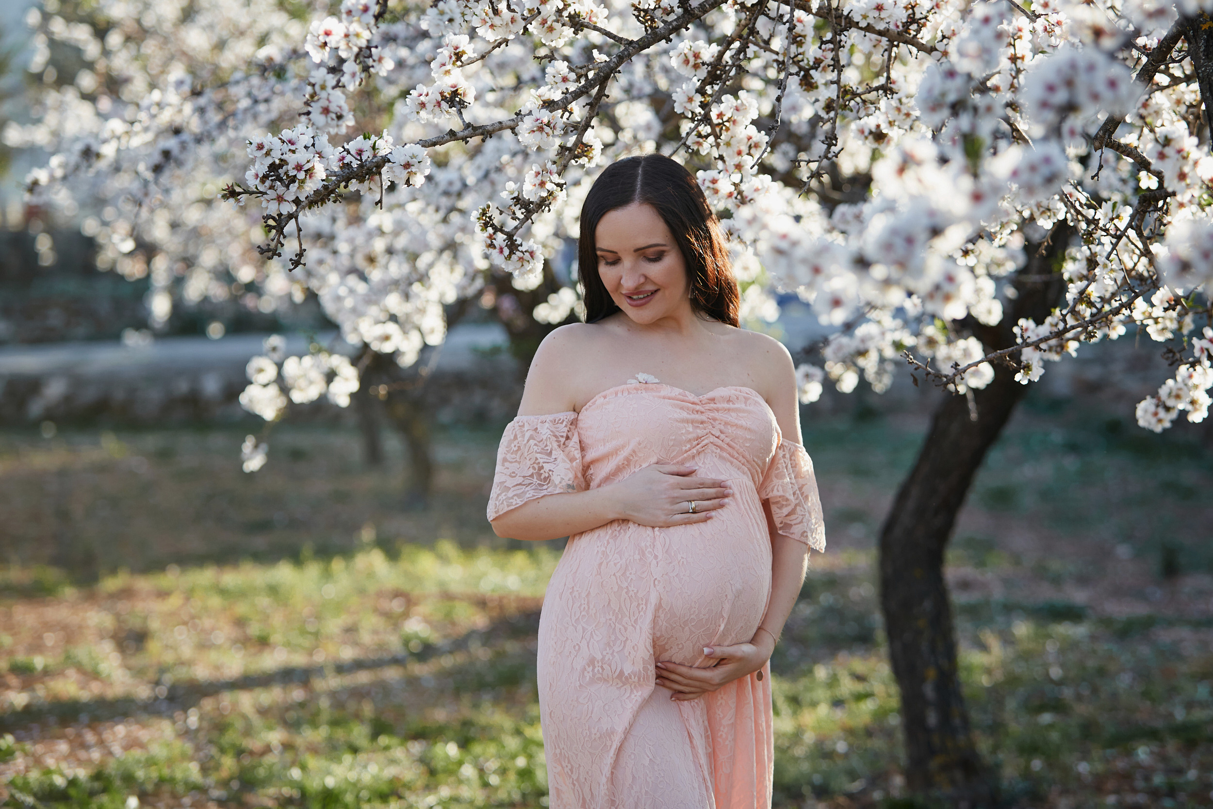 Фотосессия беременности в цветущих садах. NATALYA FOTOS FOTOGRAFO ALTEA - ALICANTE Семейный фотограф в Аликанте