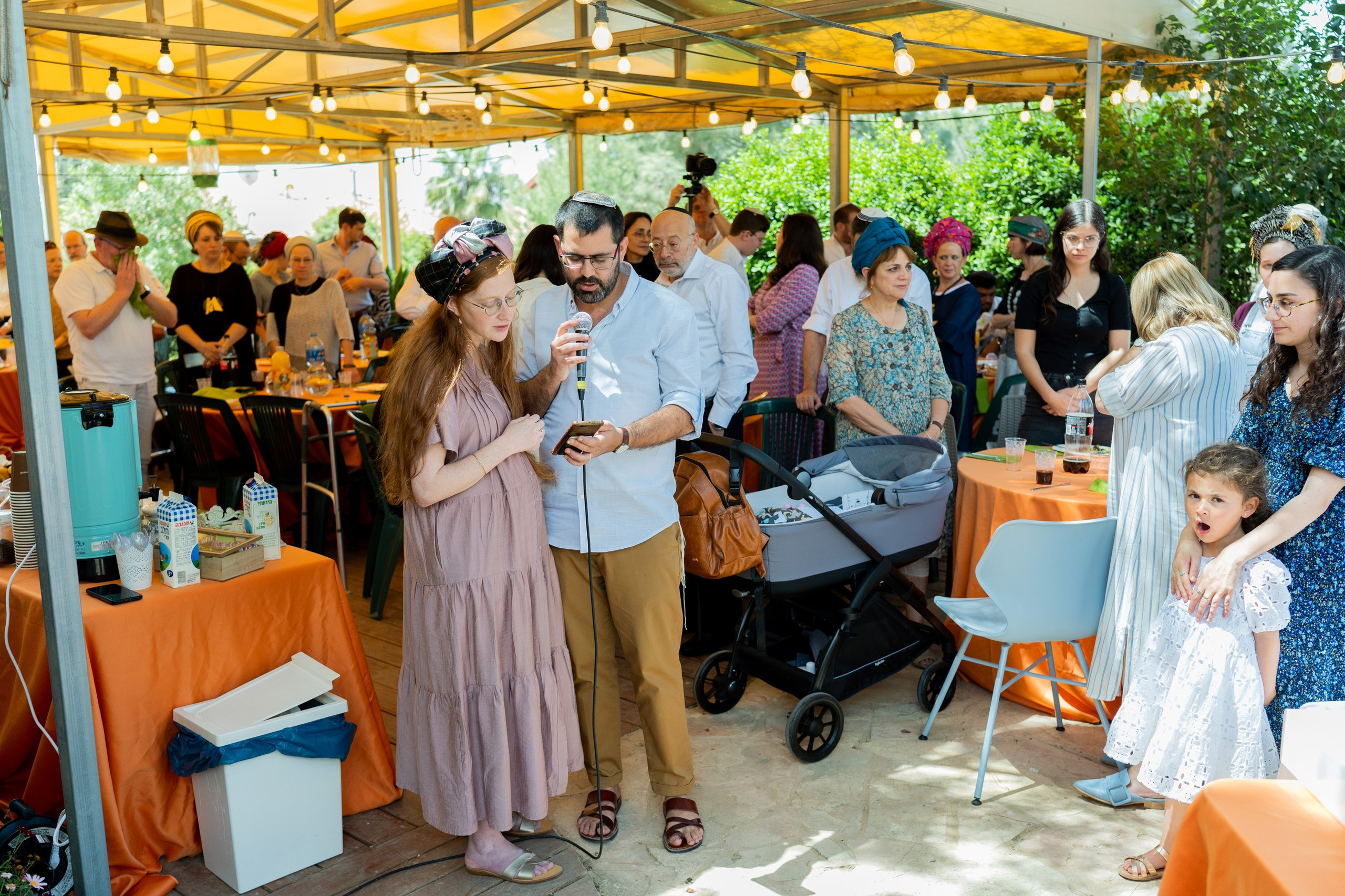 משפחת ברנד. יוסף מזרחי צילום חתונה, ברית וזוגיות. צלם מקצועי שאוהב להוציא אתכם הכי יפים ברגעים הכי מרגשים