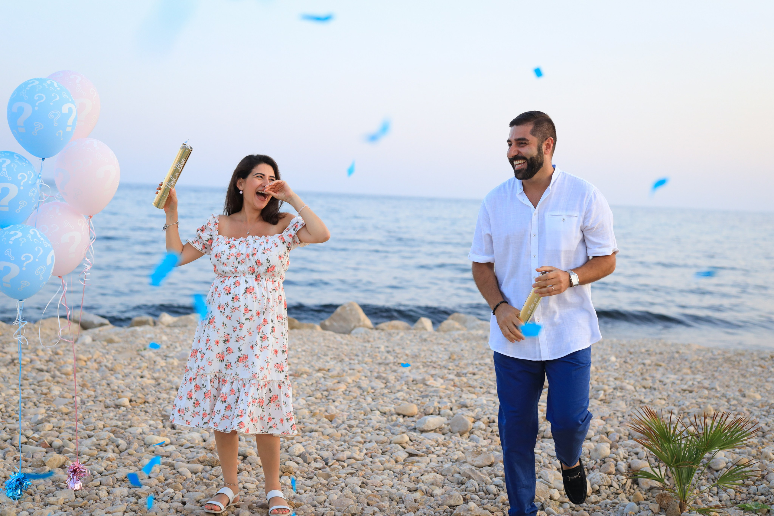 Gender party. Wedding and family photographer in Altea, Valencia, Alicante, Benidorm