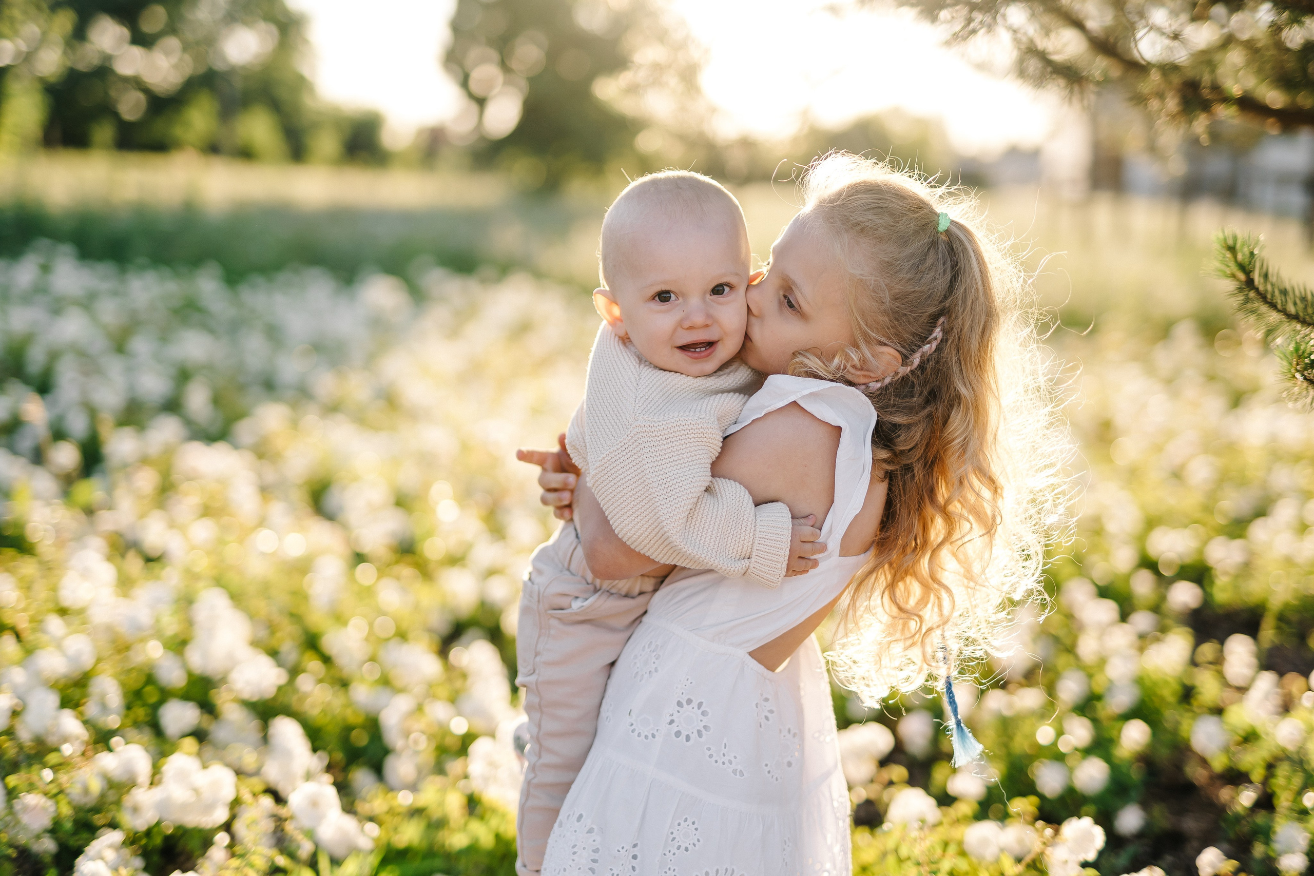 Mini sesja w plenerze. Fotograf Łódź - sesja ciążowa, noworodkowa, dziecięca. Studio w Łodzi