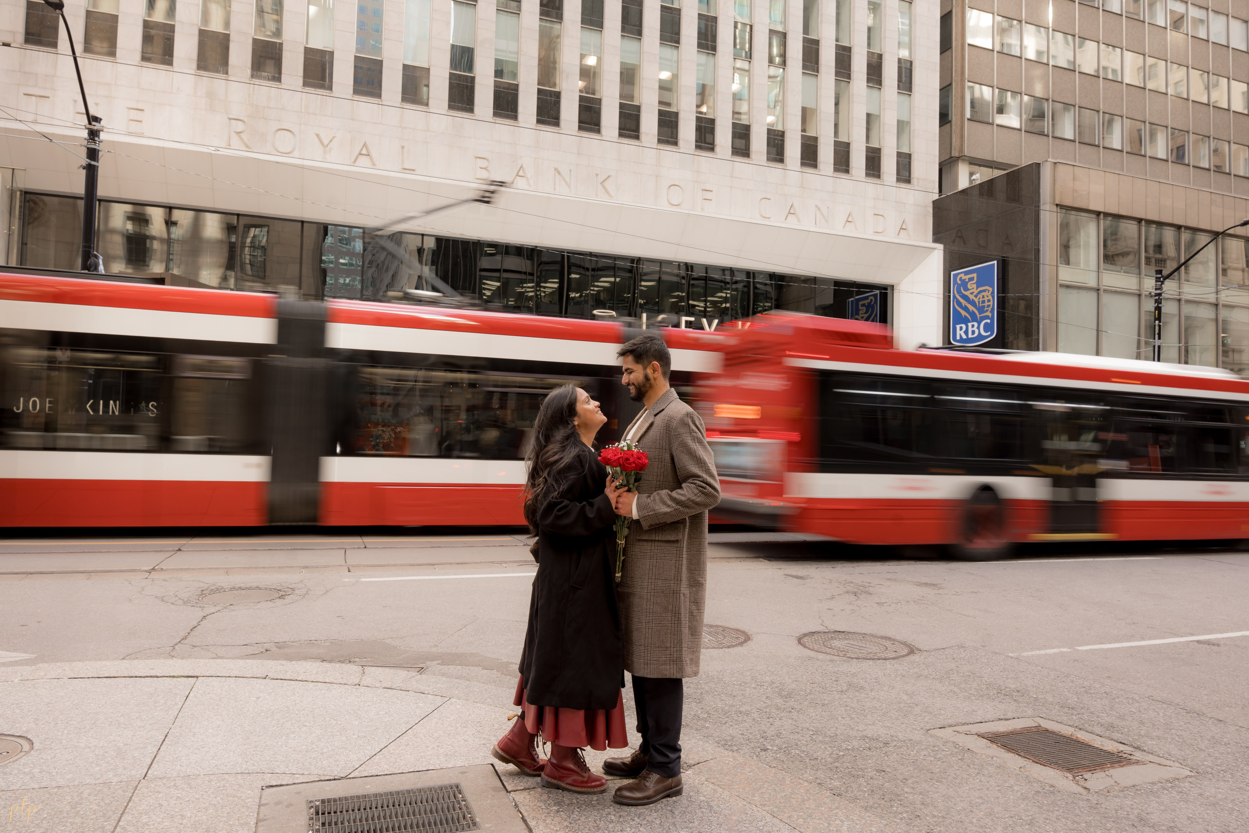 Harsh & Sneha. Wedding Photographers and Filmmakers