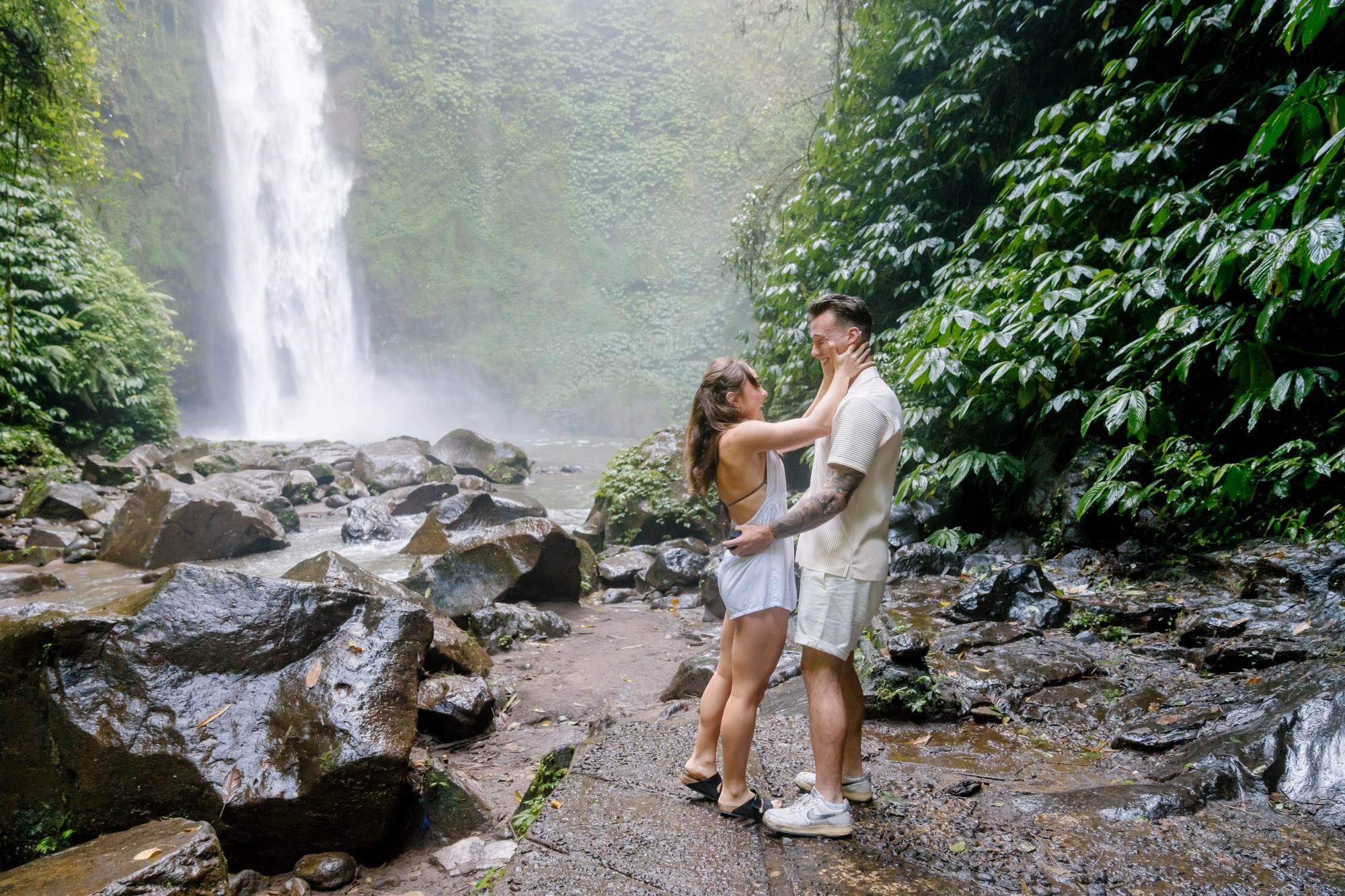 Marriage Proposal. Female Photographer in Bali