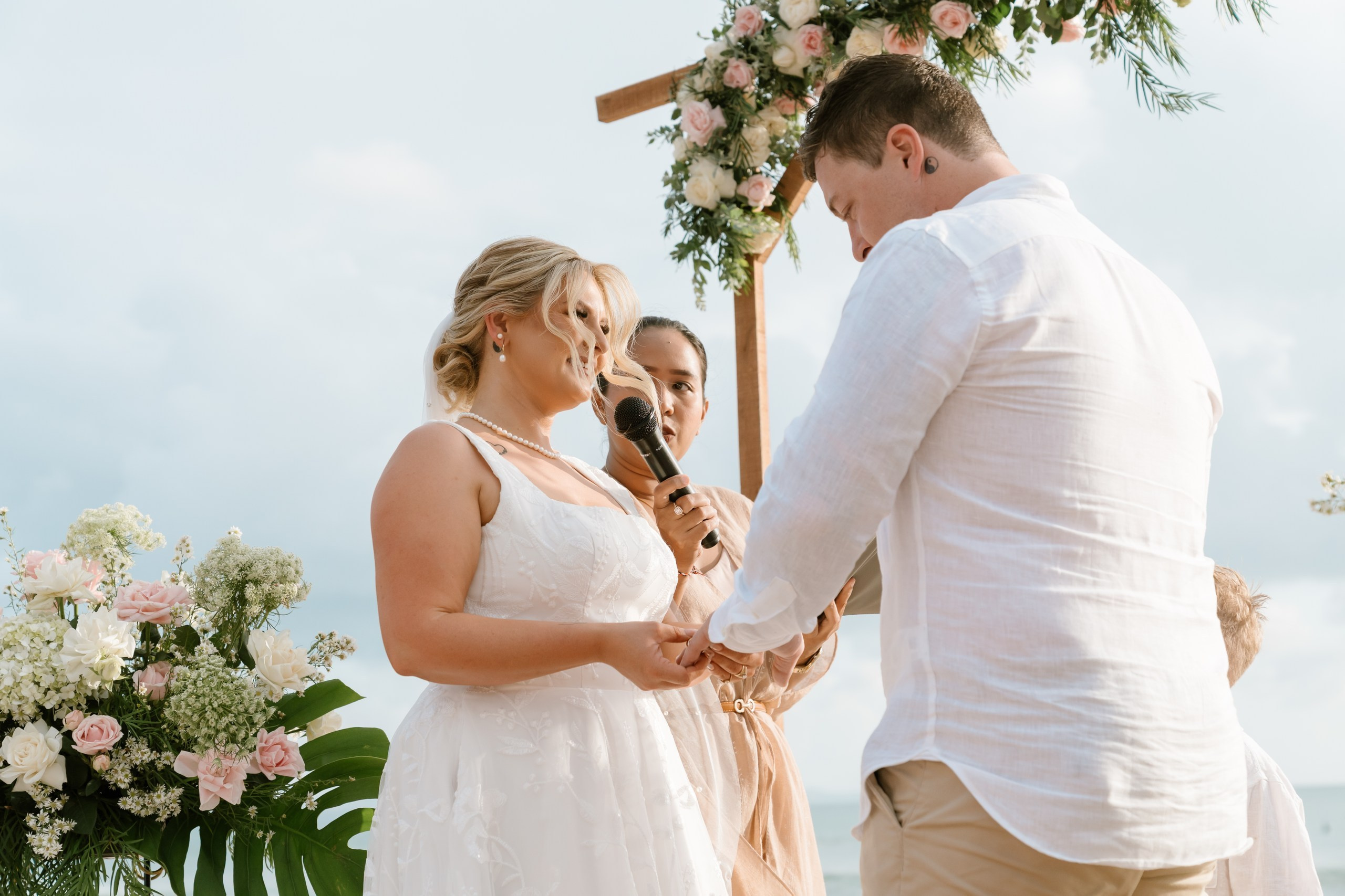 Ethan & Alyshia. Female Photographer in Bali