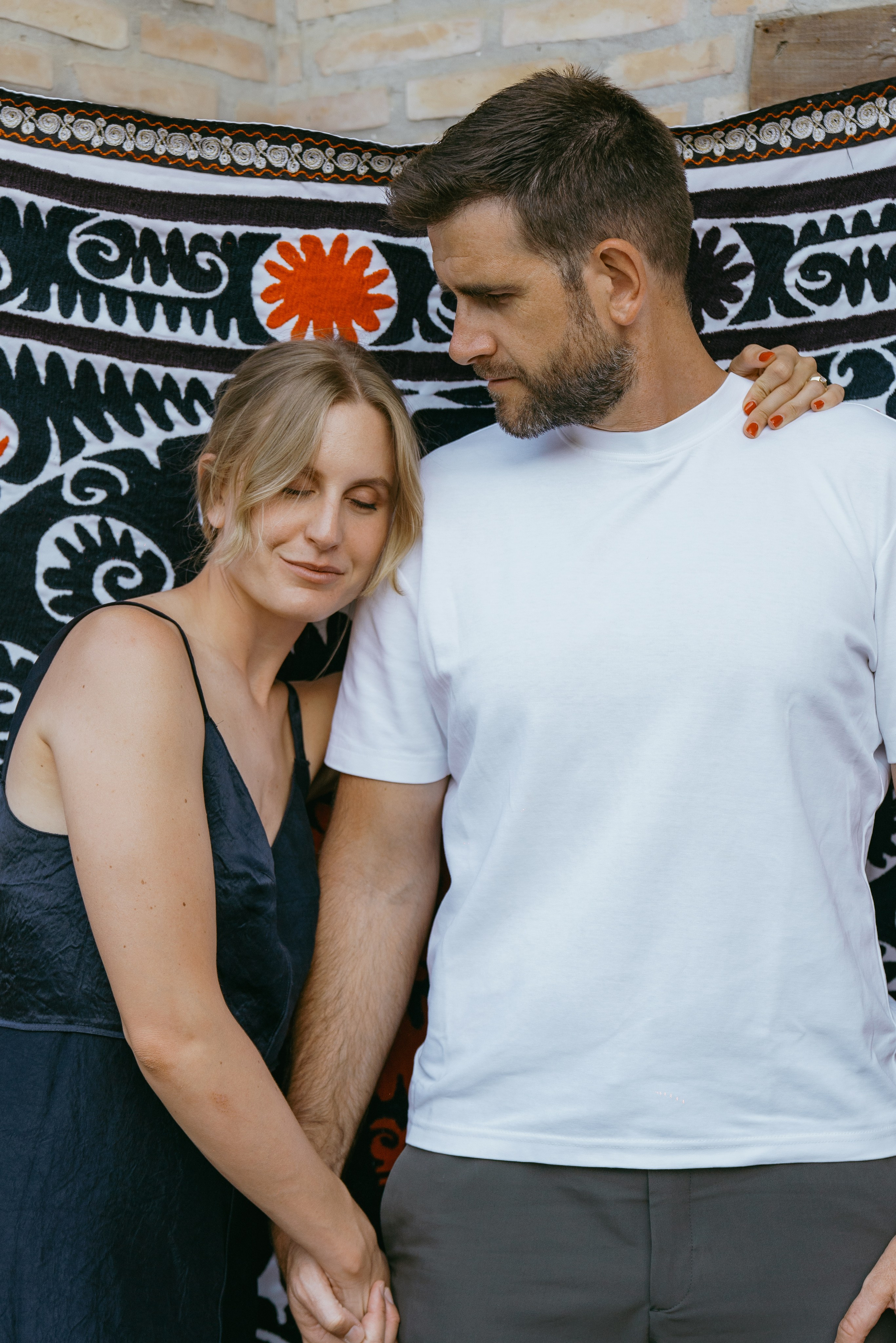Love Story photoshoot in Samarkand with the backdrop of Gur-Emir. Photographer in Uzbekistan and Samarkand Djasur Marupov