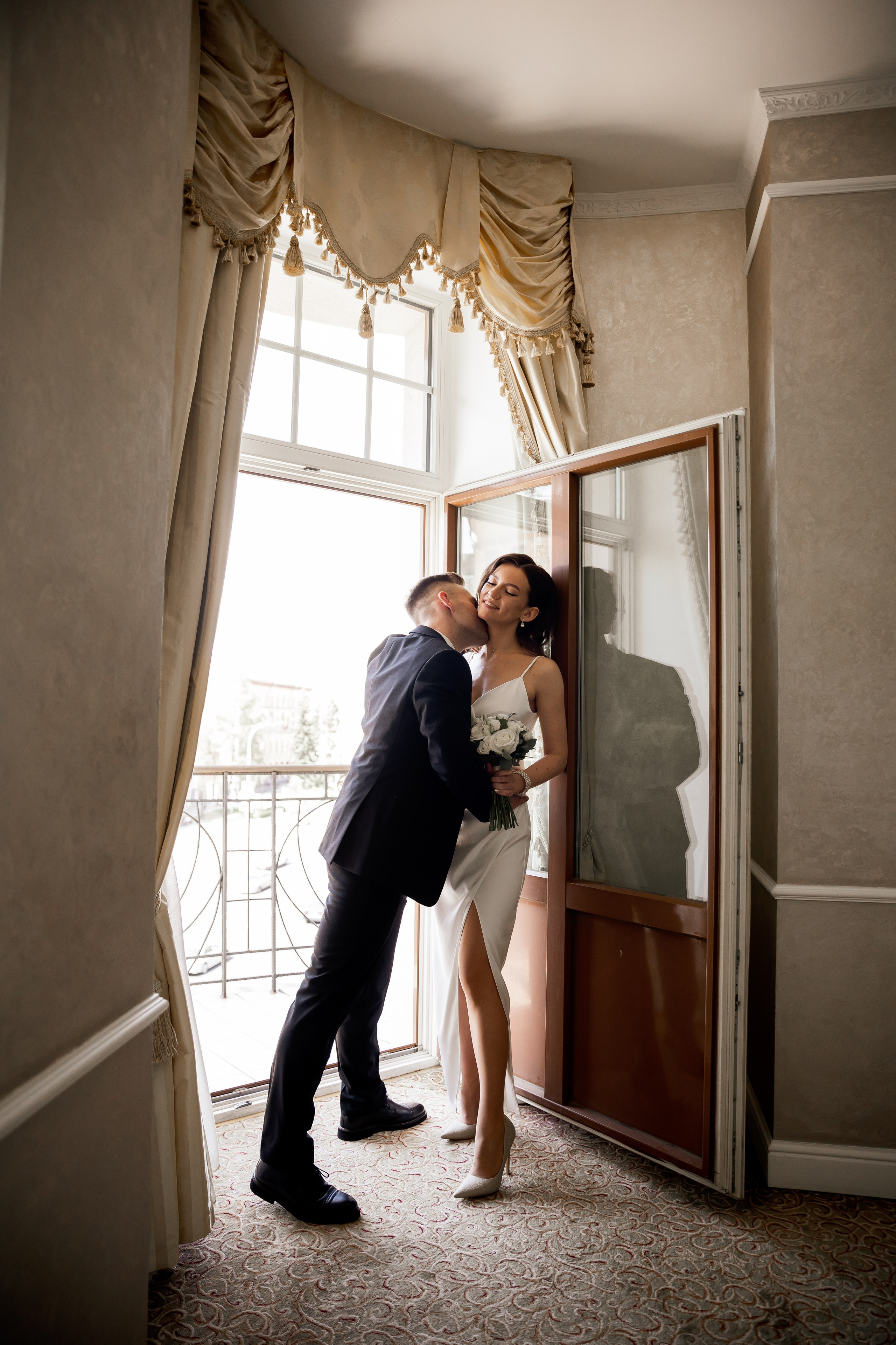 Irina Ermak couple photography NY. Irina Ermak wedding photographer in New York