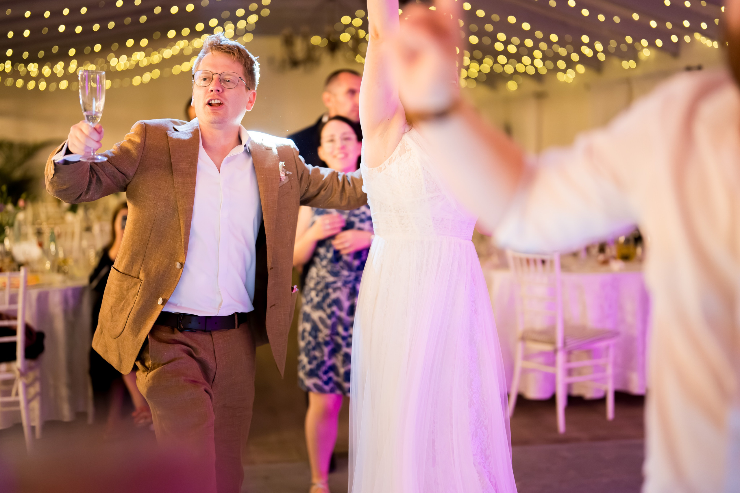 PARTY. Gabriel Florea — Fotograf nuntă București