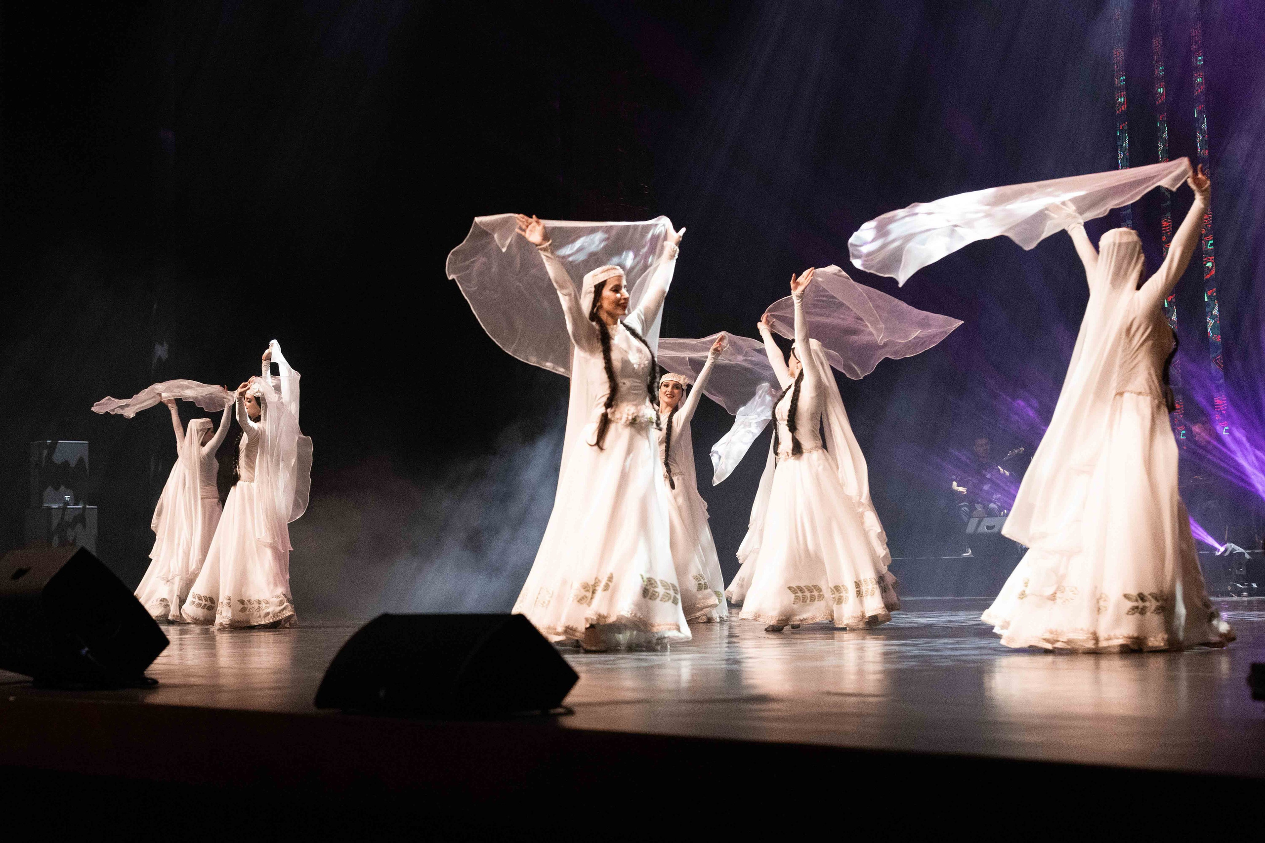 STATE DANCE ENSEMBLE. Wedding&Event photographer Ismail Rzayev in Baku