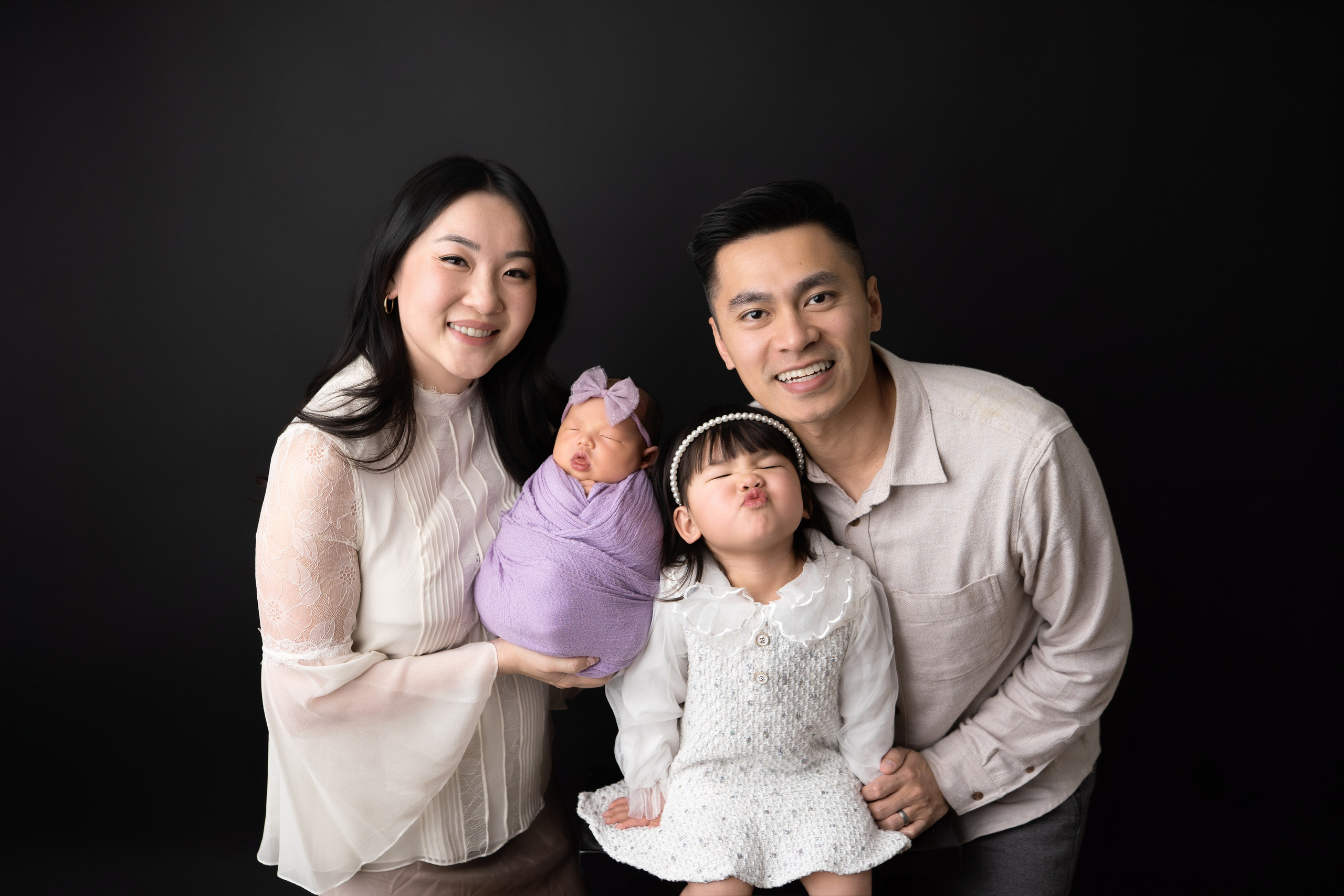 Newborn+Family. Maternity, family and newborn photography in San Francisco Bay Area