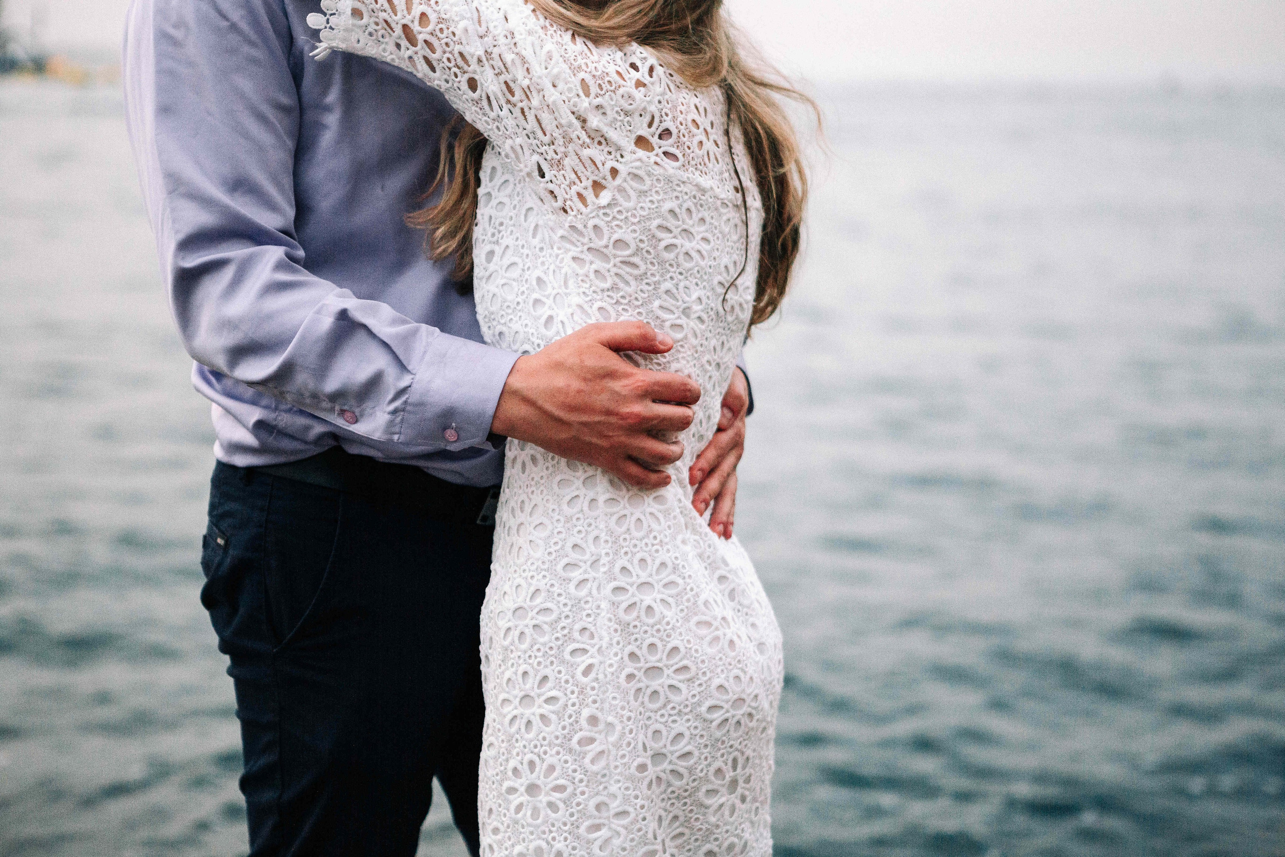 LOVERS IN JAFFO. PHOTOGRAPHER IN ISRAEL
