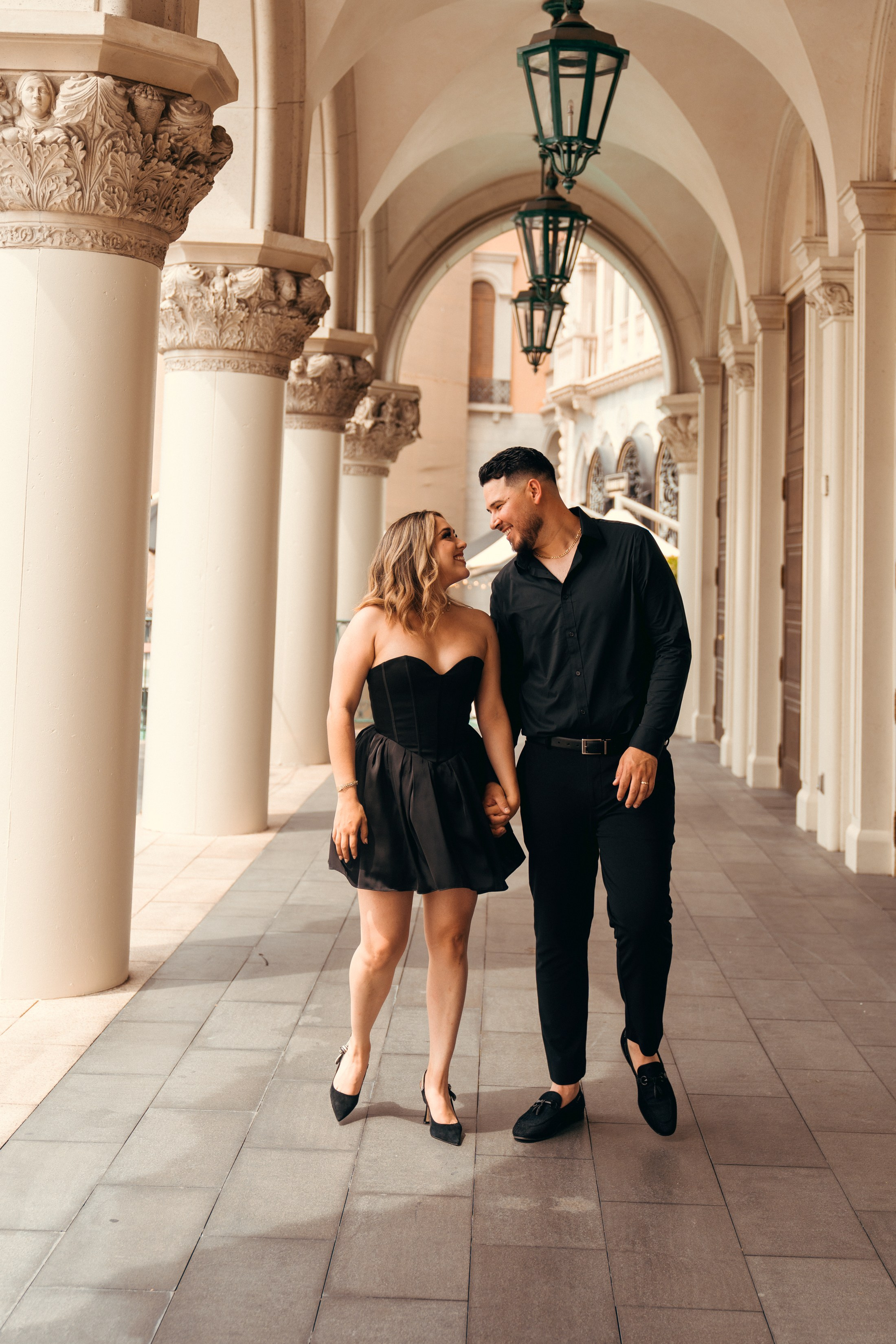 Litcia&Octavio. Wedding & elopement photographer Viktoriya Kravtsov. Las Vegas