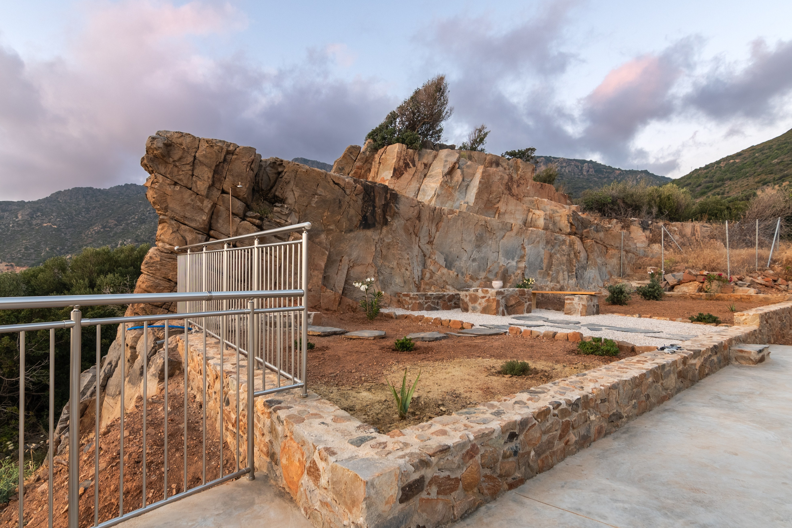 The Rock House. Photograper in Chania, Crete
