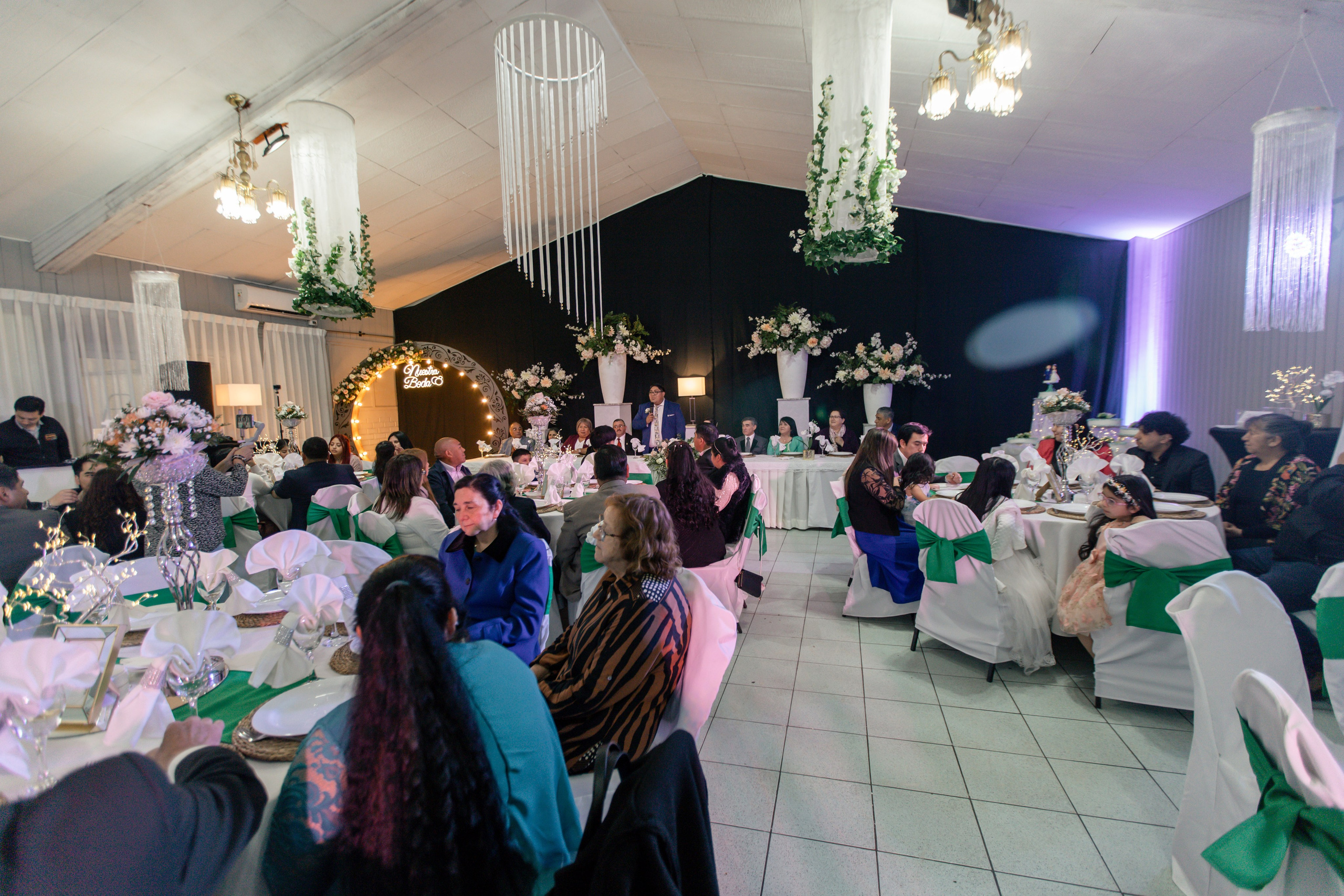 Johana y Edgar. Dinka & Emilio - El arte de preservar lo que no se repite