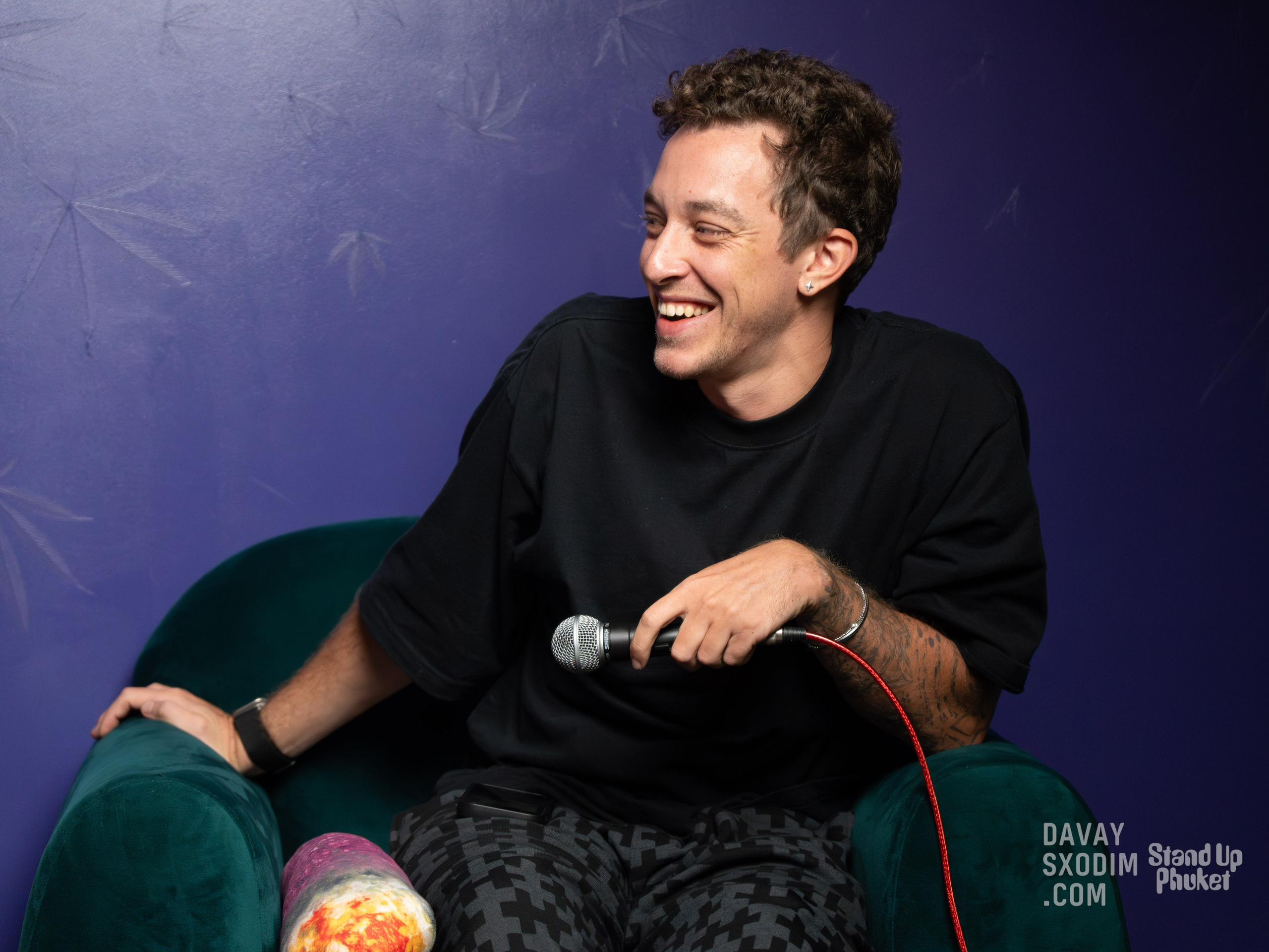Standup-шоу «Тай-Болтай» | Фоторепортаж | Афиша | DAVAYSXODIM.com PHUKET. АФИША|ФОТОРЕПОРТАЖИ|ИВЕНТЫ|ПХУКЕТ