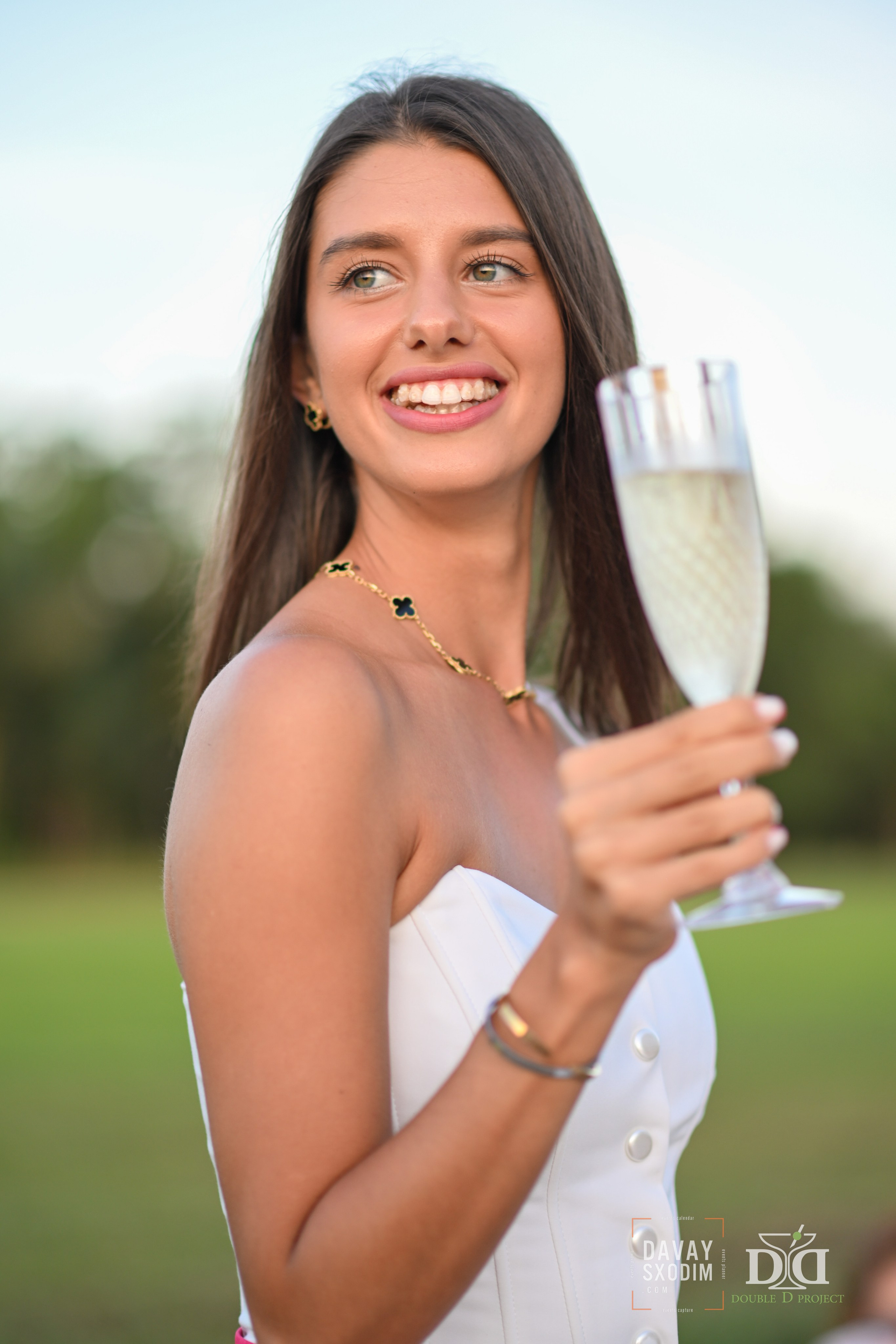 Вечеринка на аэродроме | Фоторепортаж | Афиша | DAVAYSXODIM.com PHUKET. АФИША|ФОТОРЕПОРТАЖИ|ИВЕНТЫ|ПХУКЕТ