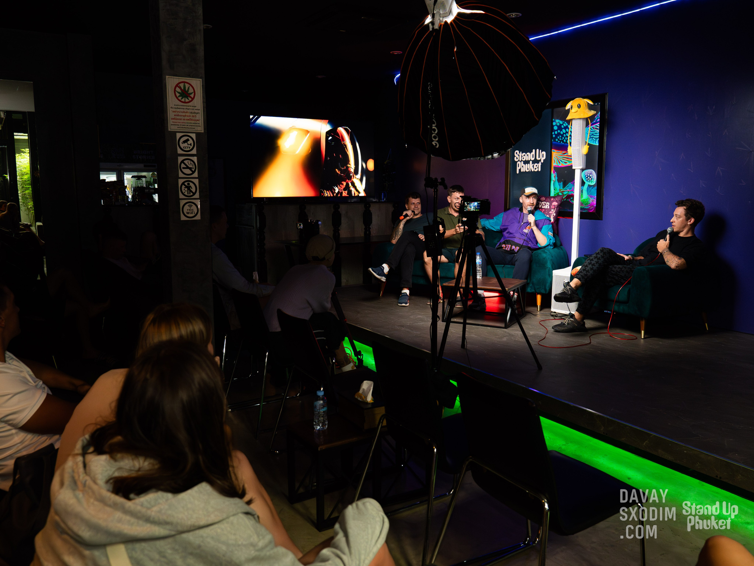 Standup-шоу «Тай-Болтай» | Фоторепортаж | Афиша | DAVAYSXODIM.com PHUKET. АФИША|ФОТОРЕПОРТАЖИ|ИВЕНТЫ|ПХУКЕТ