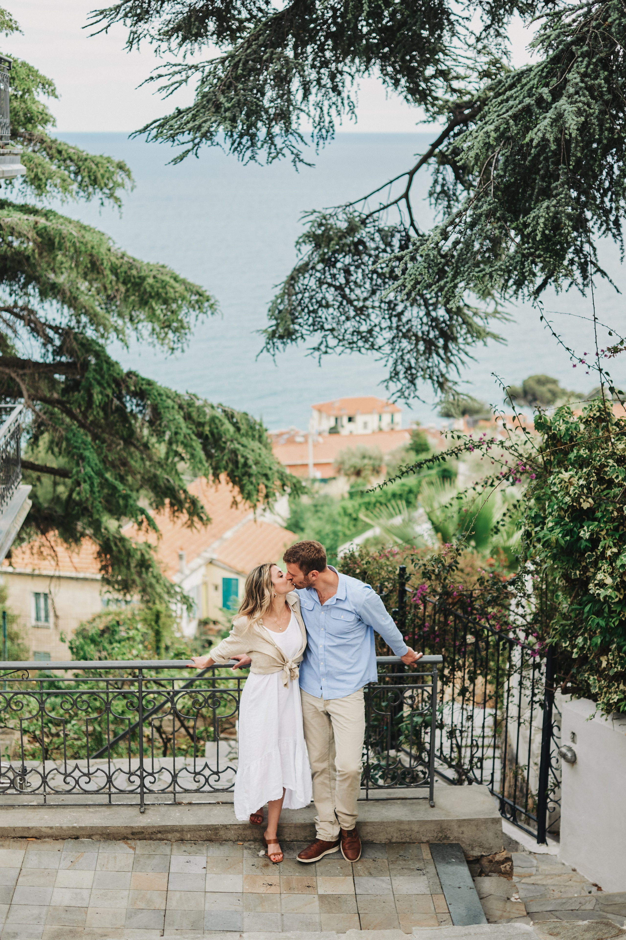 Jordan&Sam. Amazing photo session at a time convenient for you. Y